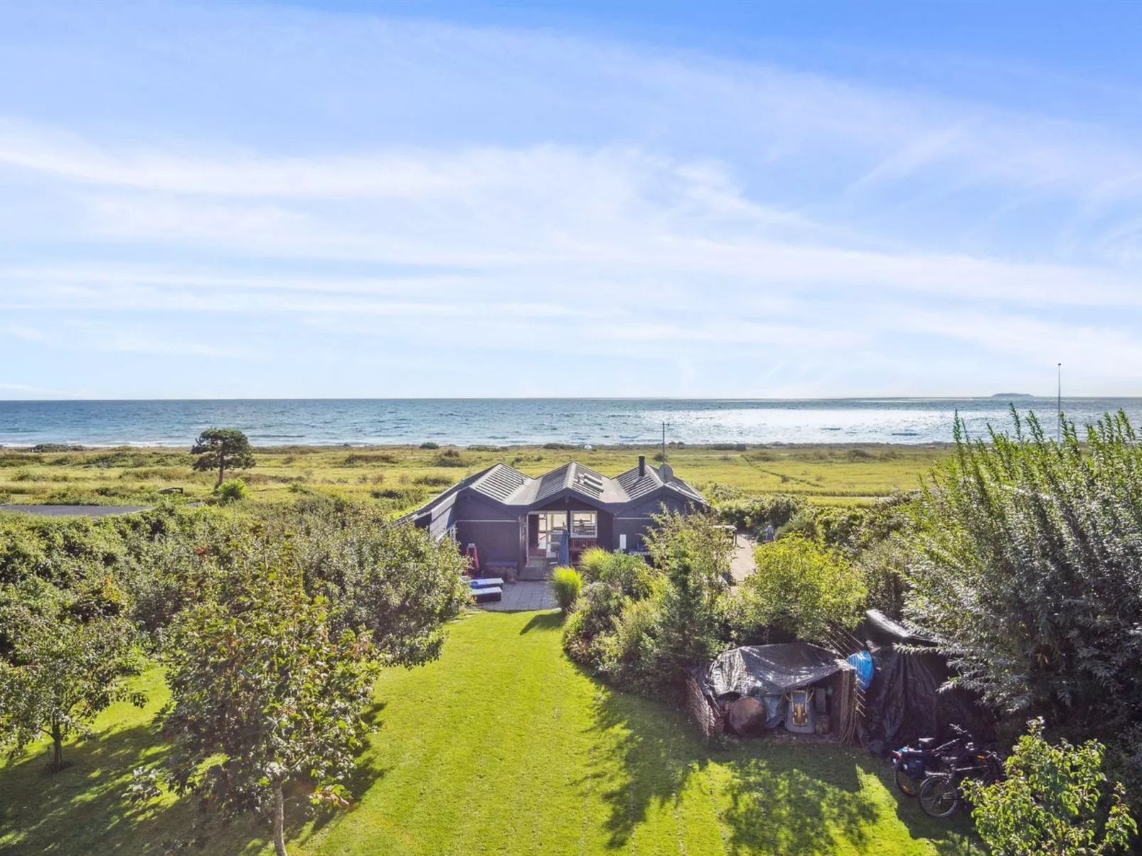 "Iivari" - 70m from the sea - Outside