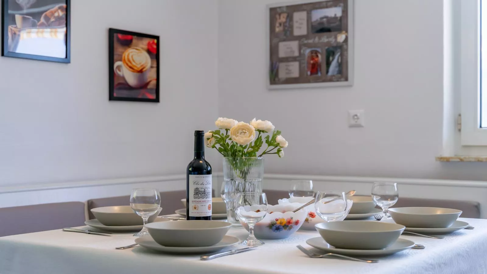 Jeremys-Dining room