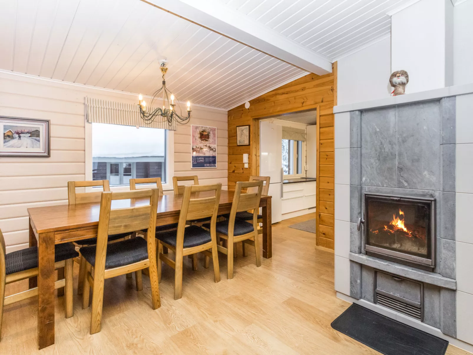 Vuolkuma a - Drinnen