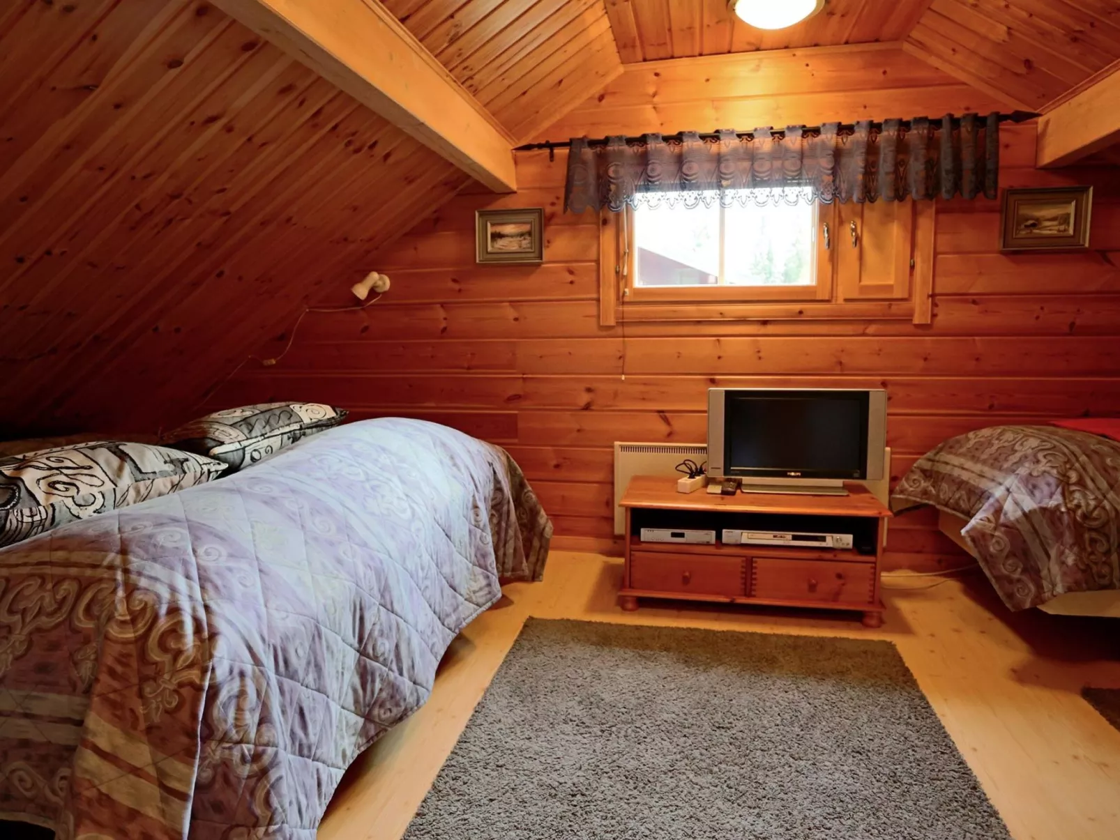 Annabella a - Dedans