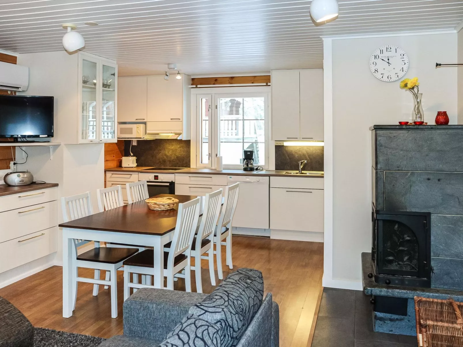 Alppikylä 8a paritalo - Dedans