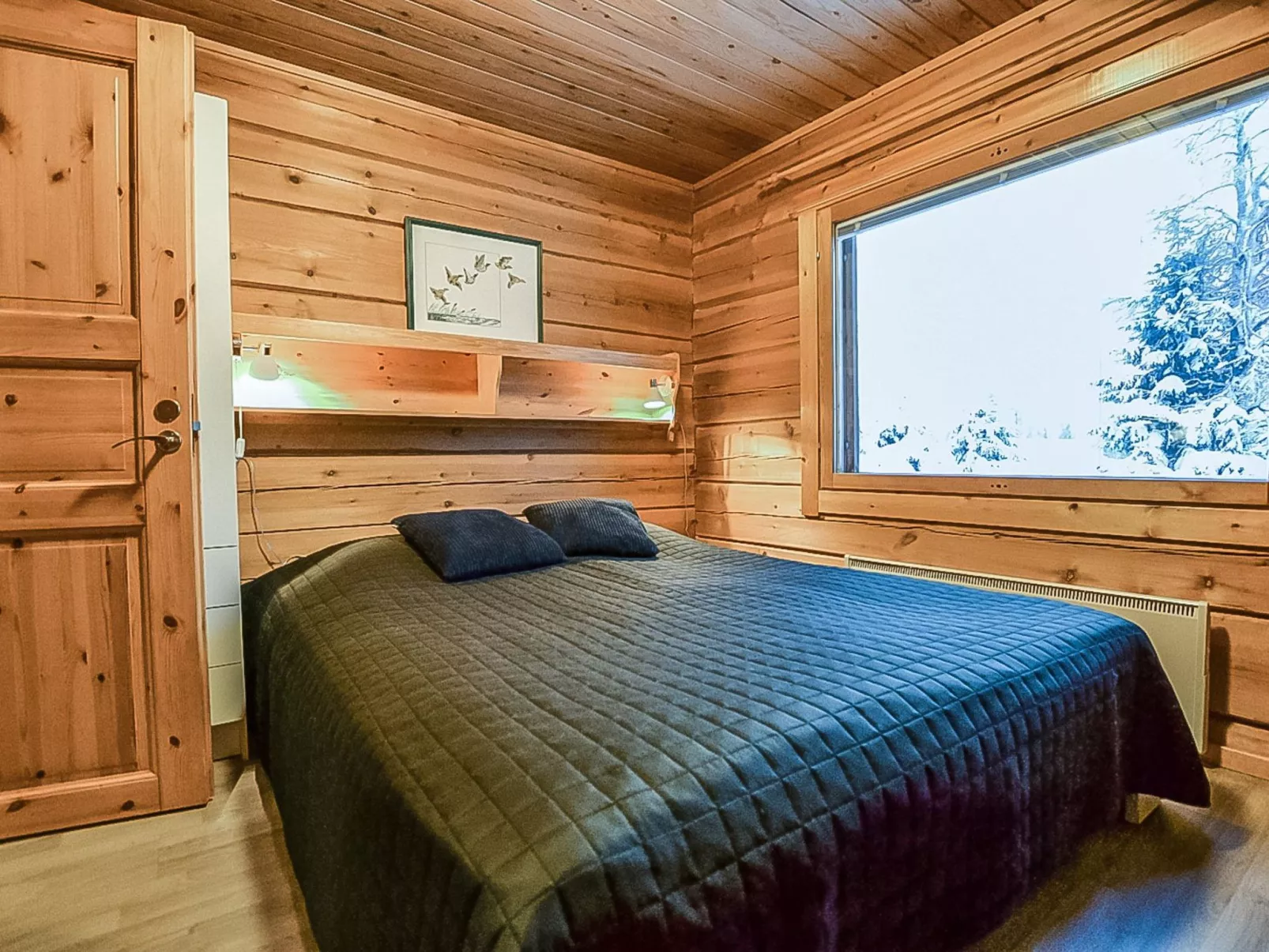 Laattaja mökki - Drinnen