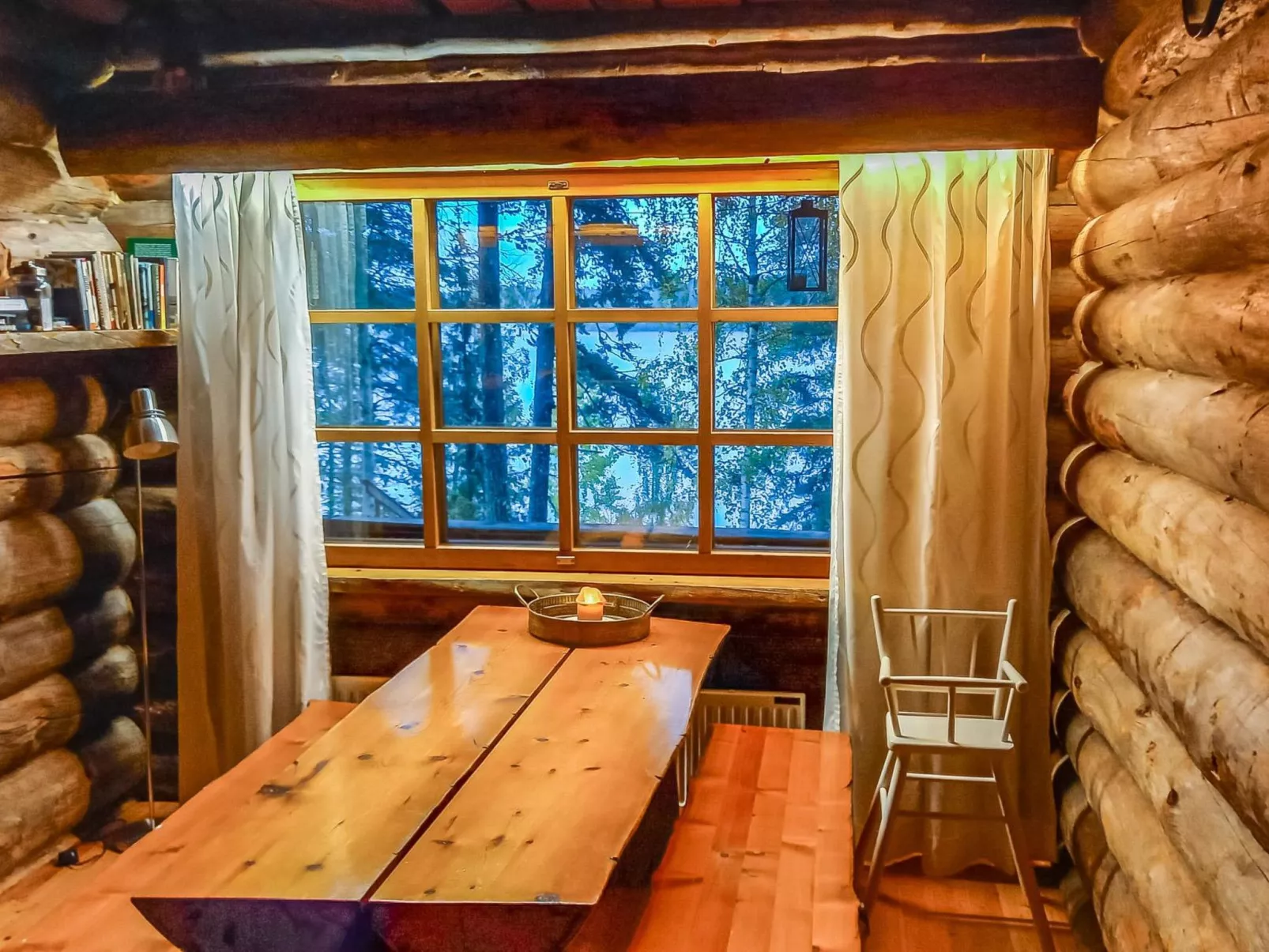 Kelosyväri 17 - Dedans