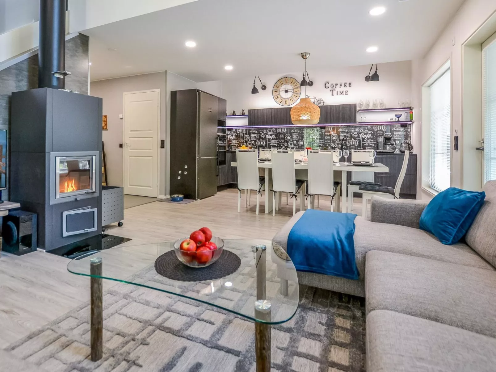 Tonttutahko 20 b - Dedans