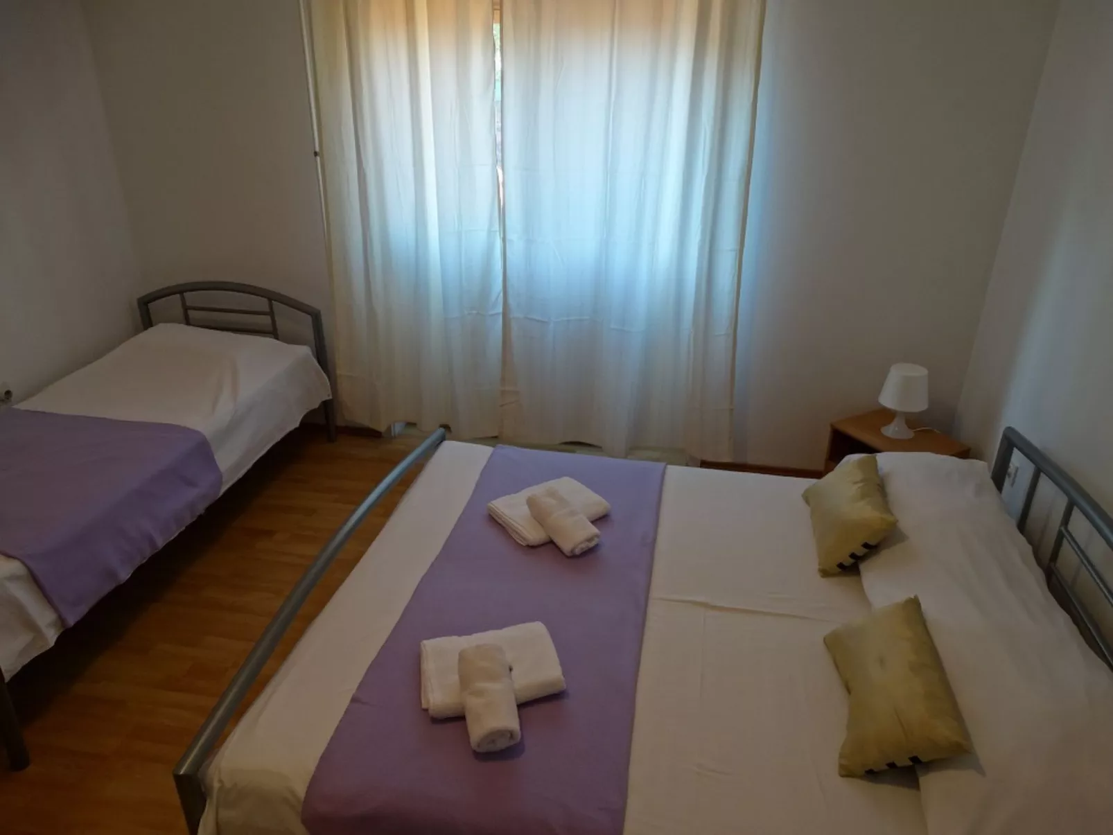 Roni mali / HR-10528-02 - Image-tags.info