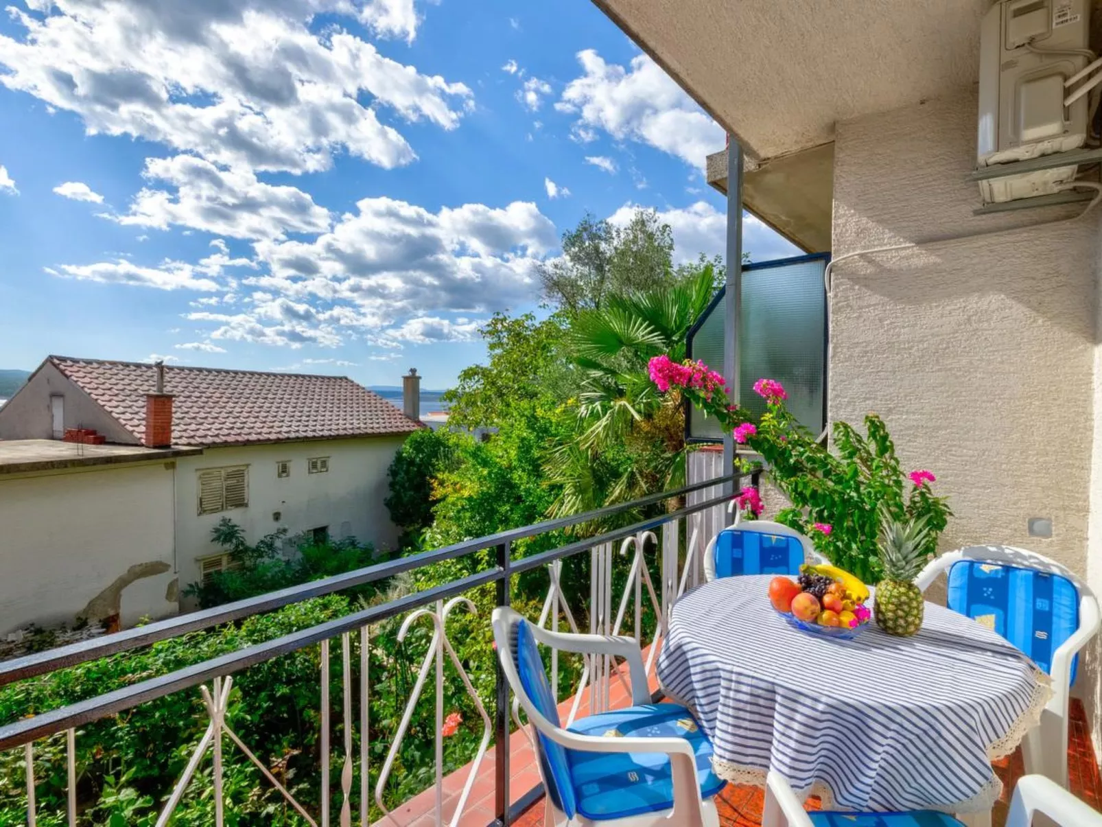 Smiljka 1 / HR-09436-01 - Image-tags.info