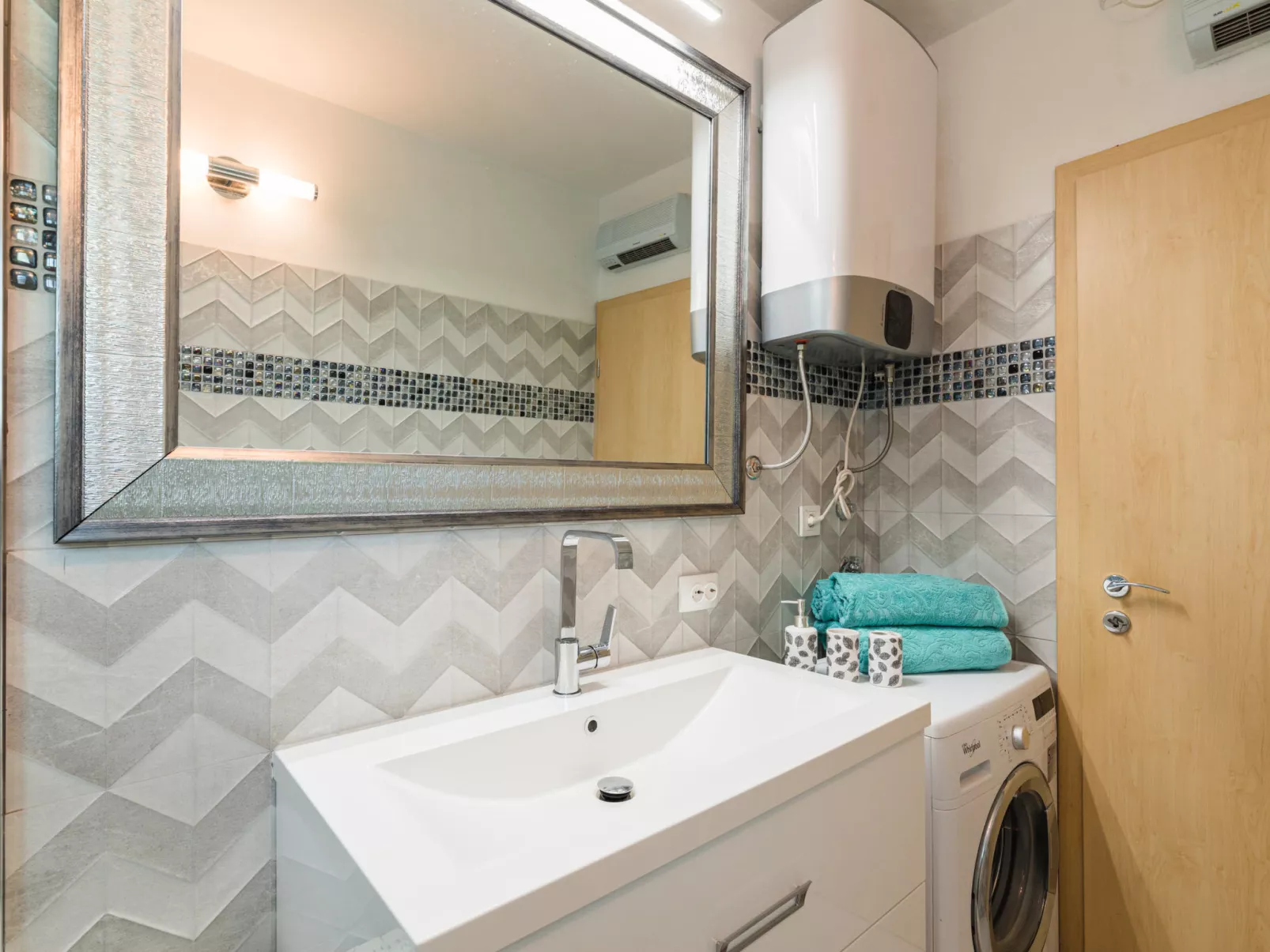 BENKO 2 / HR-10088-01 - Image-tags.info