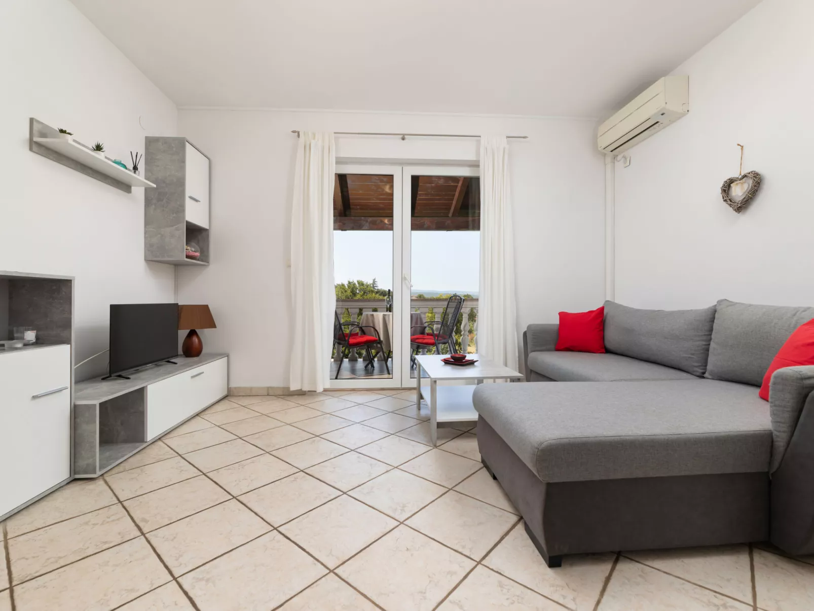 Apartment Novak - 1 - Image-tags.info