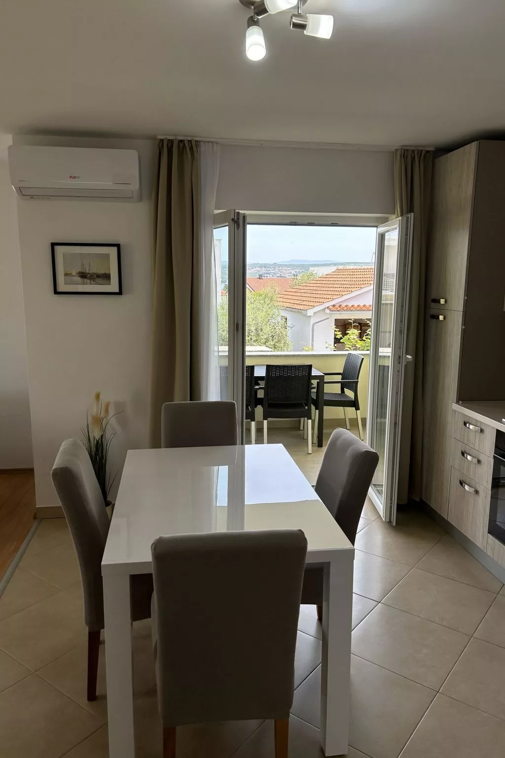 Apartment Sweet Lapat 2 - Inside