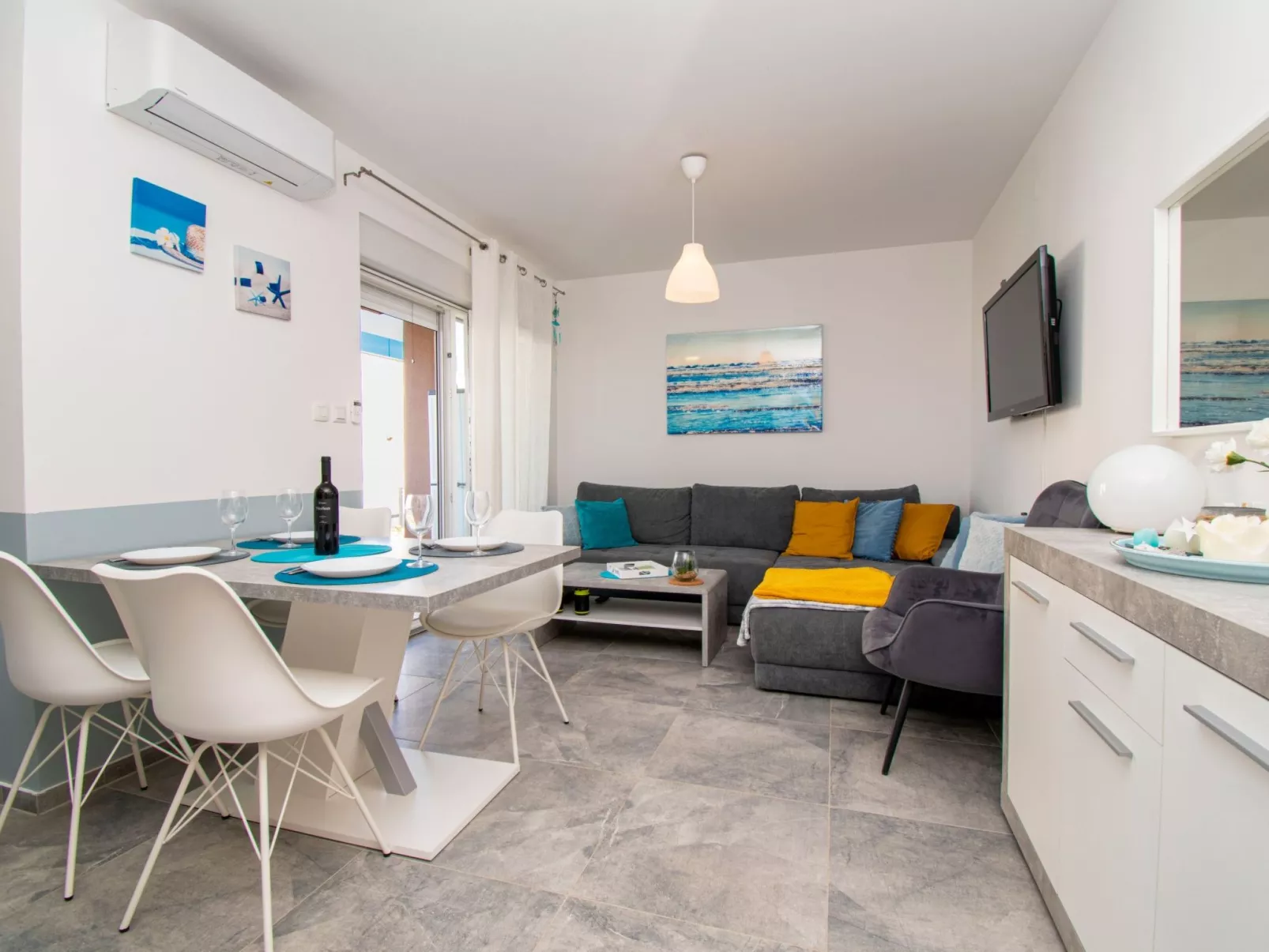 Apartment Near the Sea - Image-tags.info