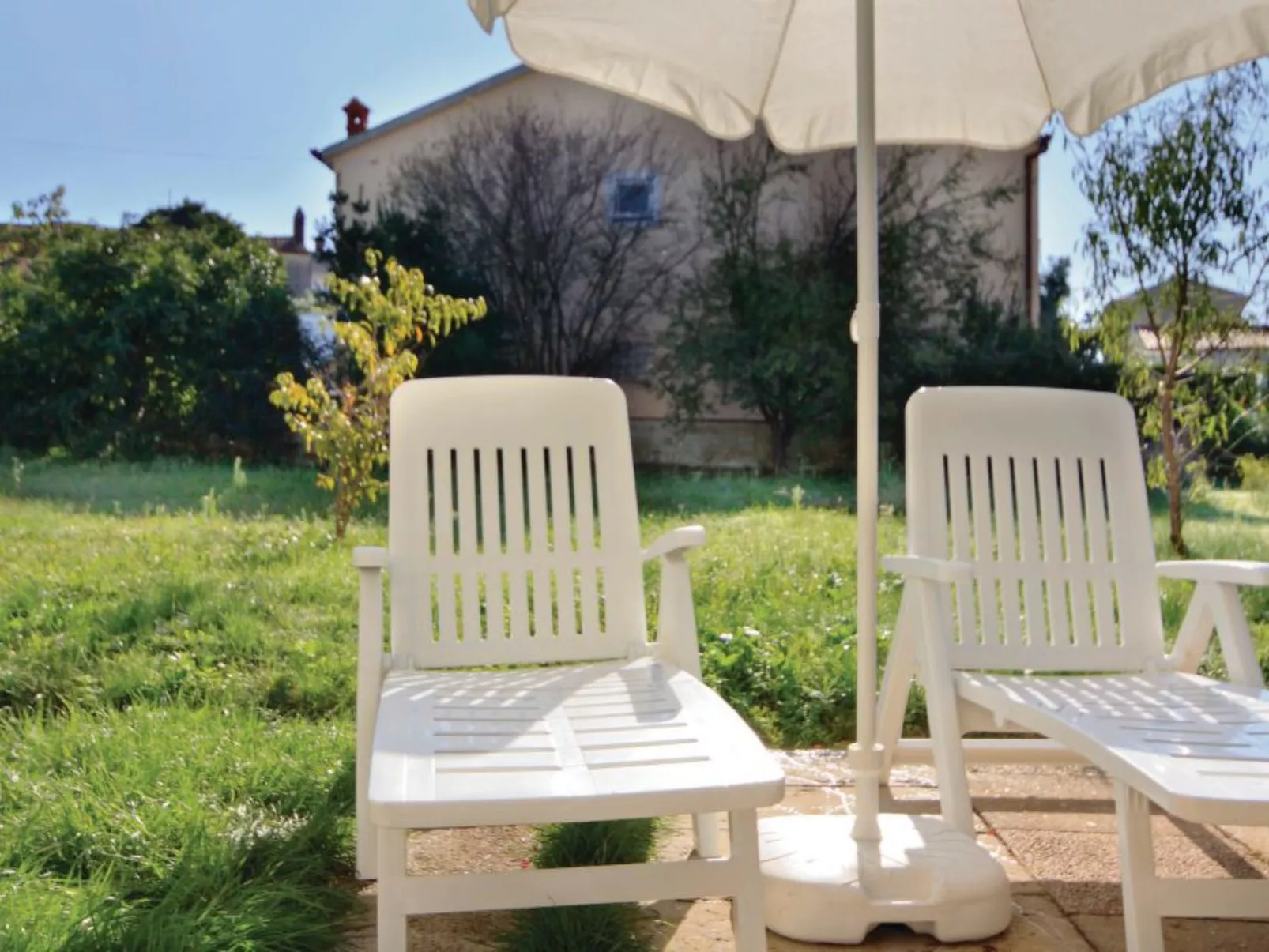 Apartment 812 - Outside