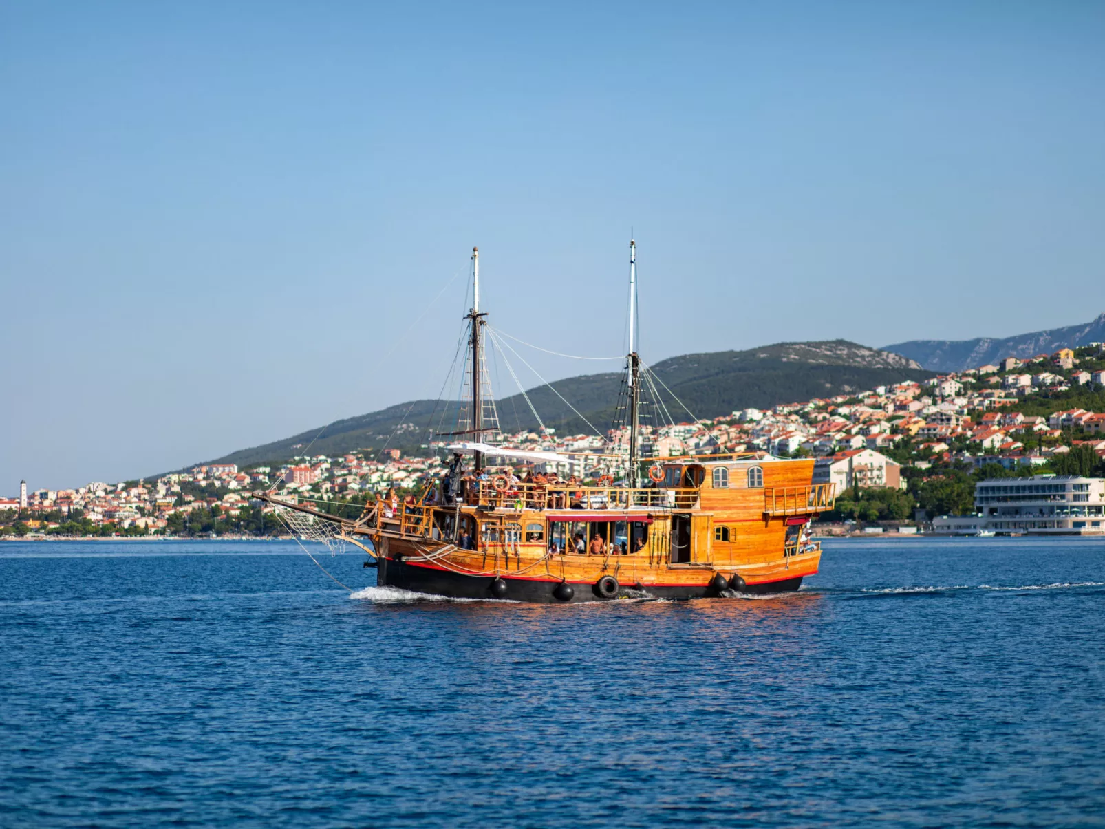 Milano / HR-10638-01 - Image-tags.info