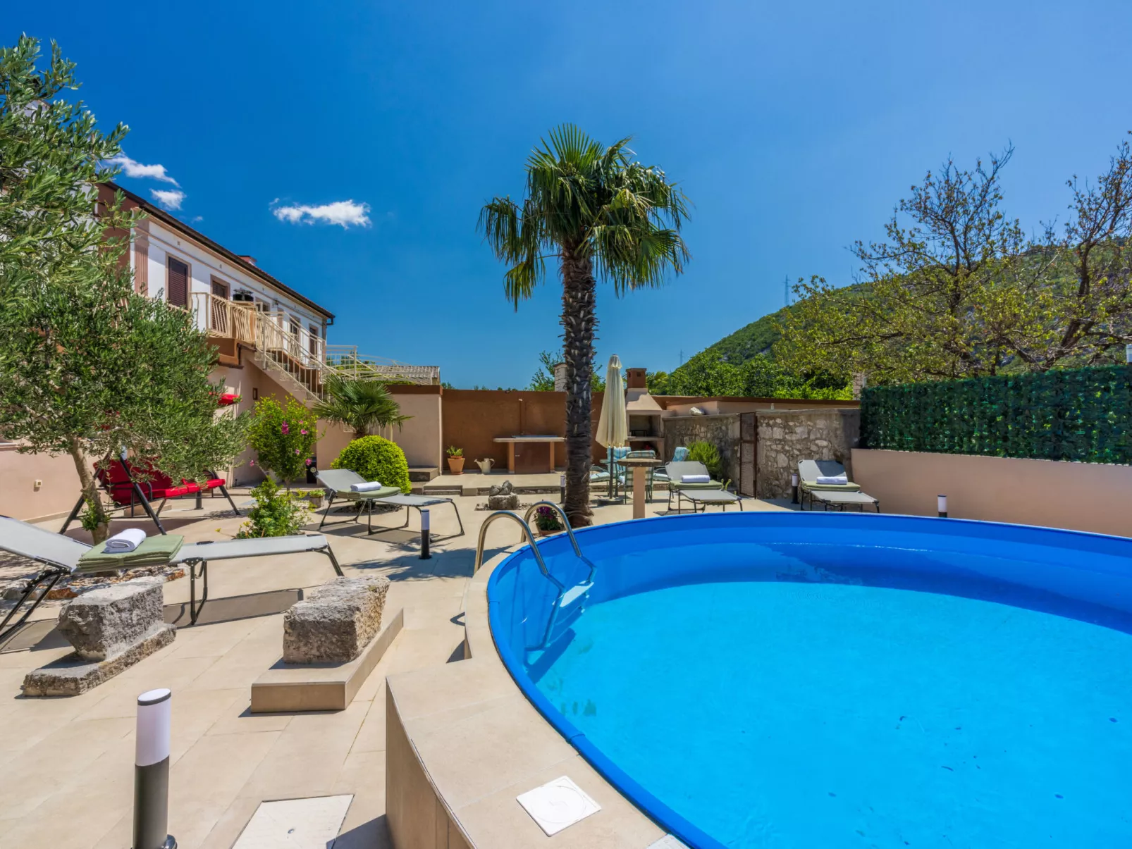 Biserka / HR-11145-01 - Image-tags.info