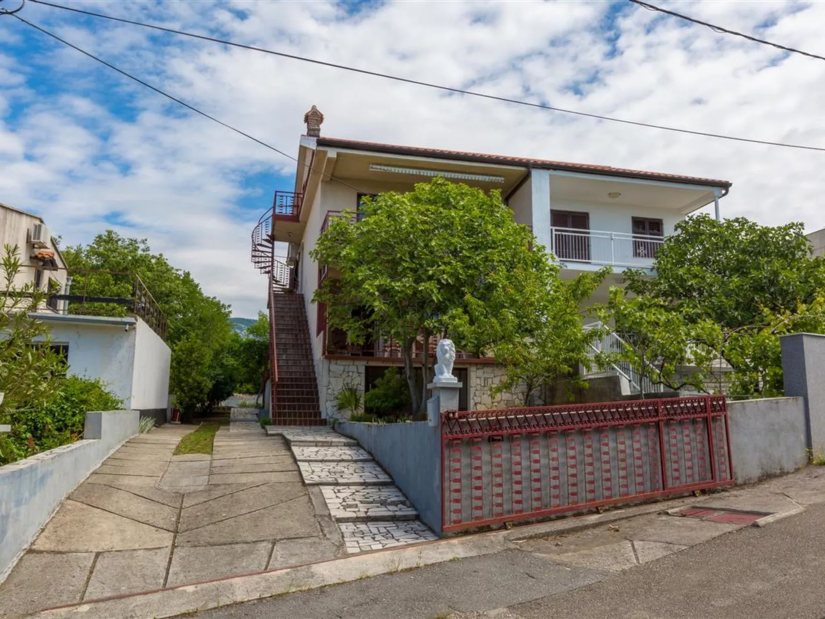 Tereza / HR-09066-01 - Image-tags.info