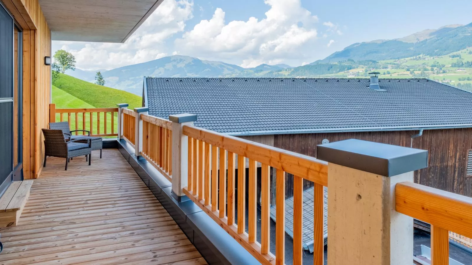 Resterhöhe-Terrassenbalkon