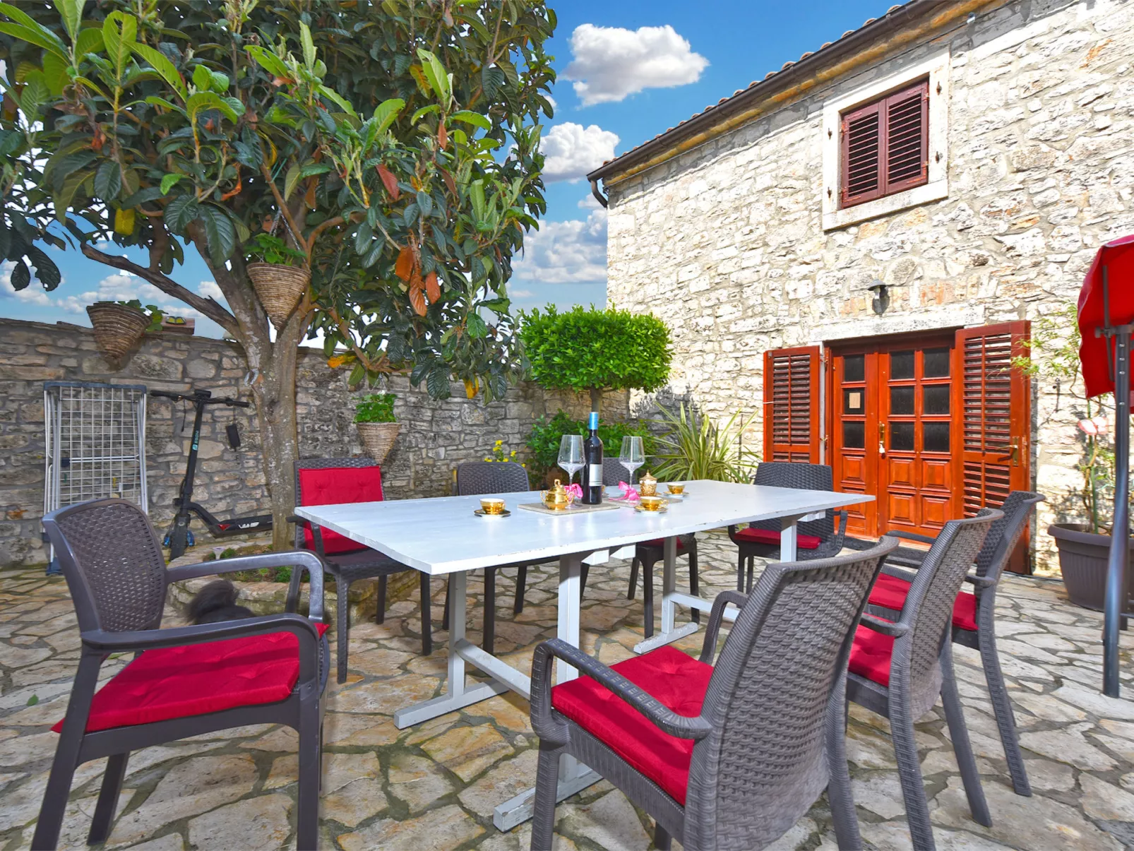 Apartment 2369 - Image-tags.info