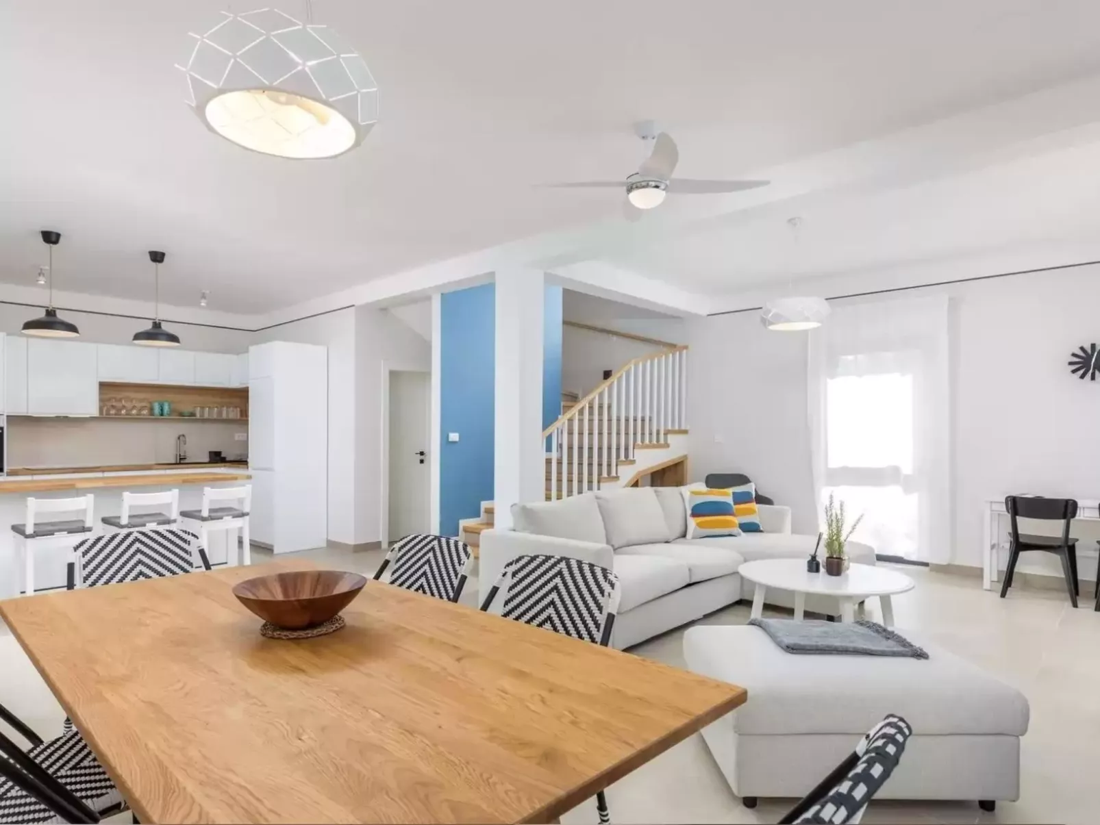 Villa 2246 - Image-tags.info