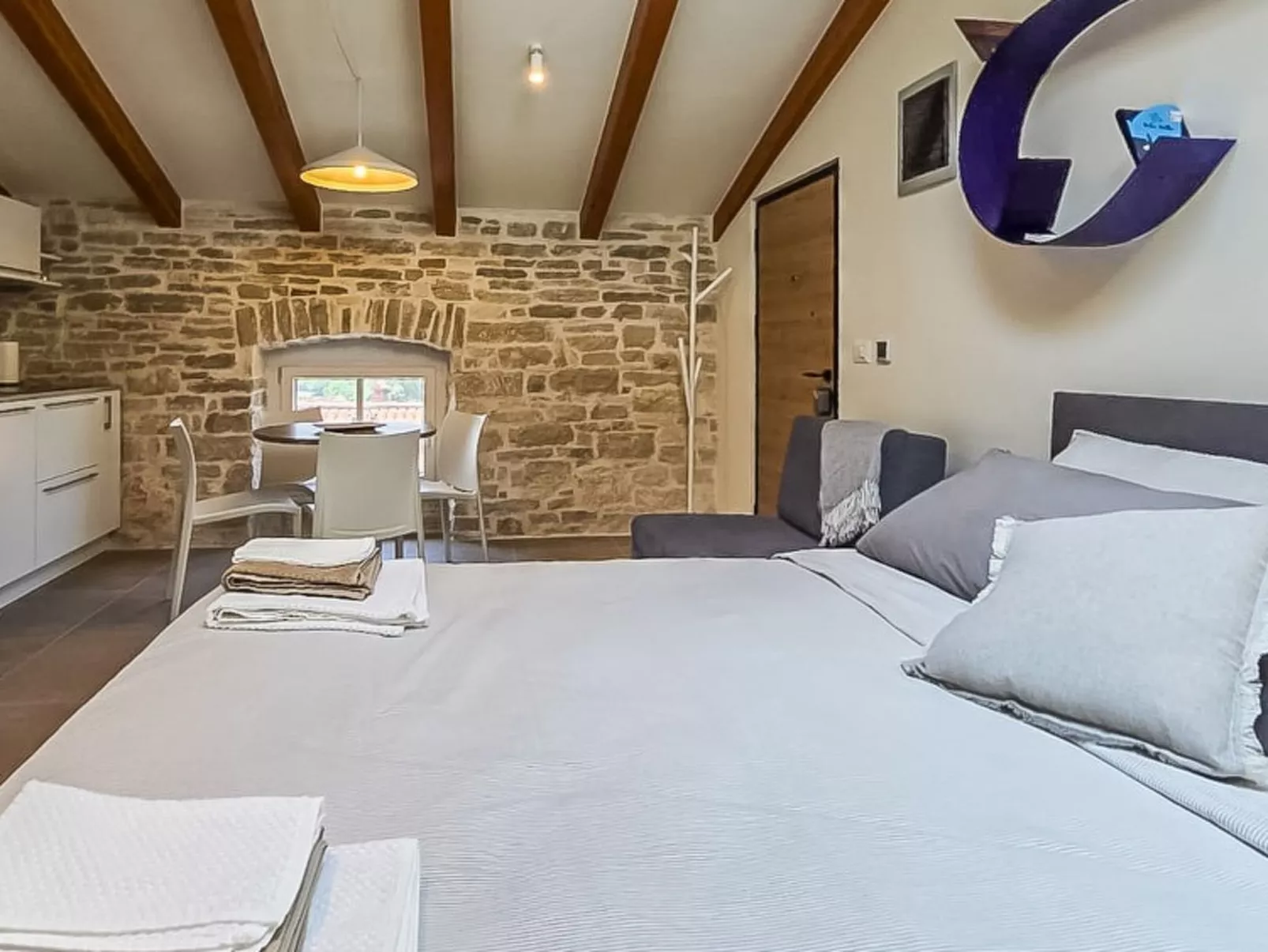 Apartment 2402 - Inside