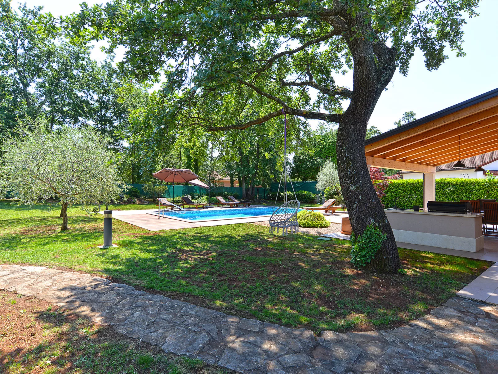 Apartment 1089 - Image-tags.info