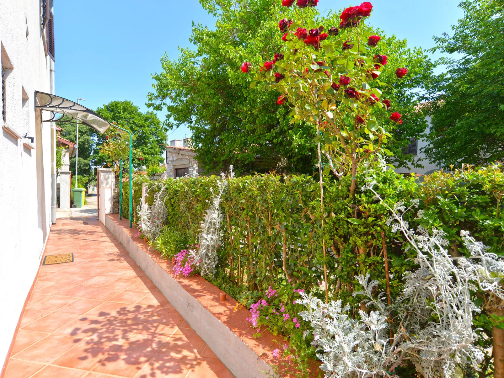 Apartment 358 - Image-tags.info