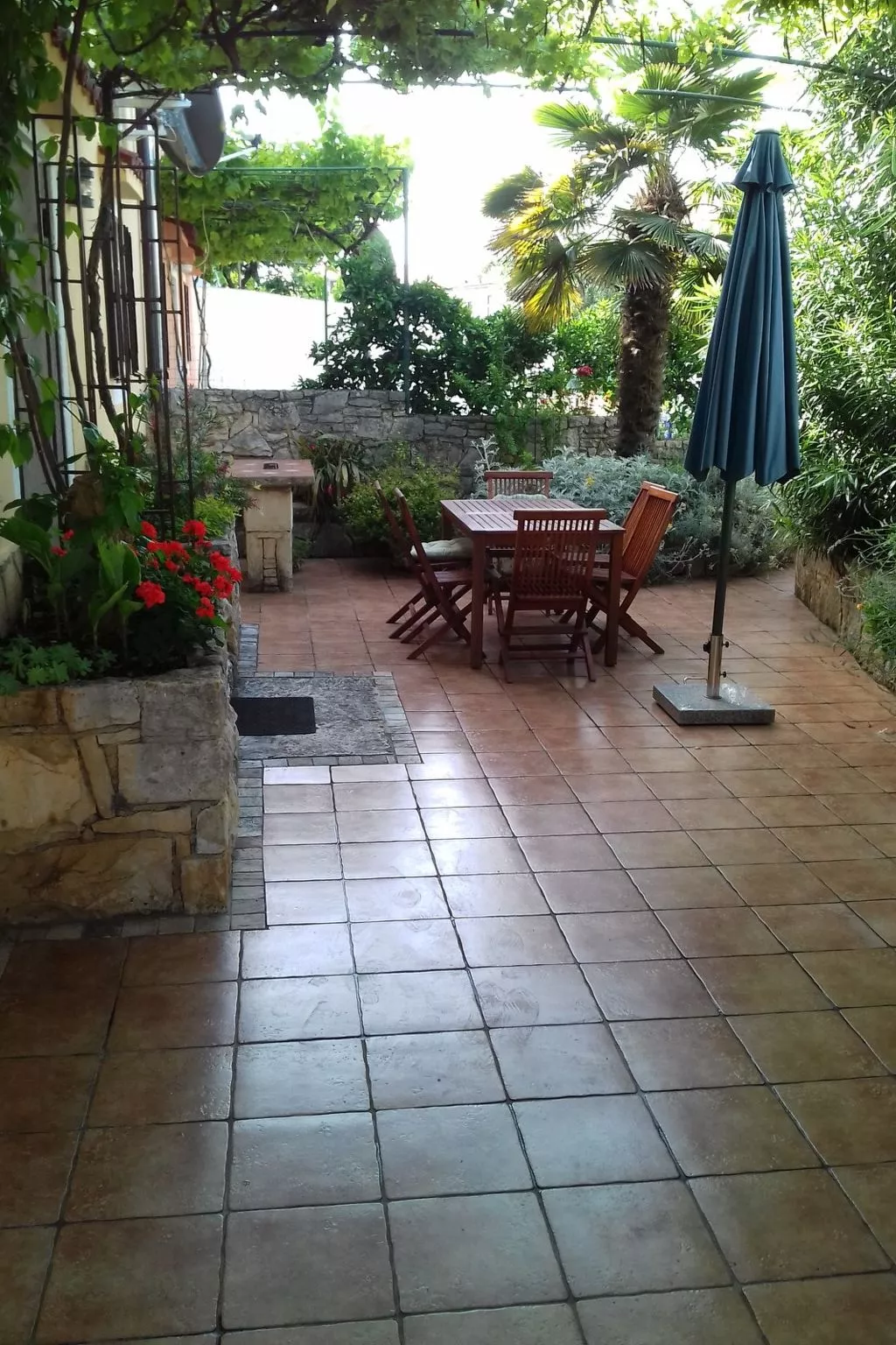 House Mladen - Image-tags.info