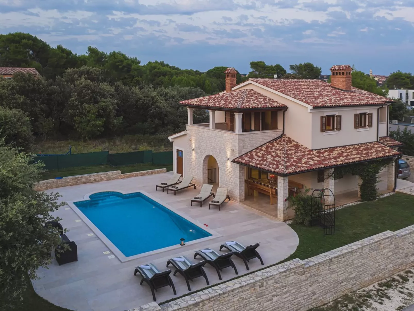 Villa Smrikve - Draußen