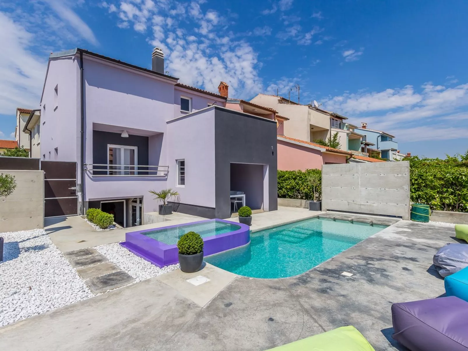 Casa Moderna - Draußen