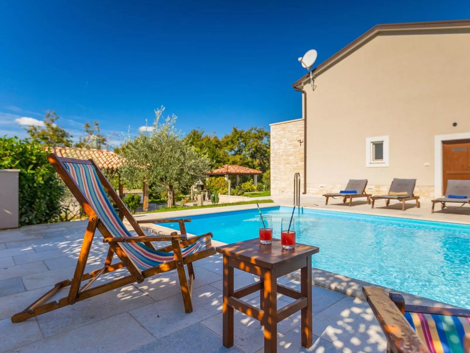 Villa Lasa - Image-tags.info