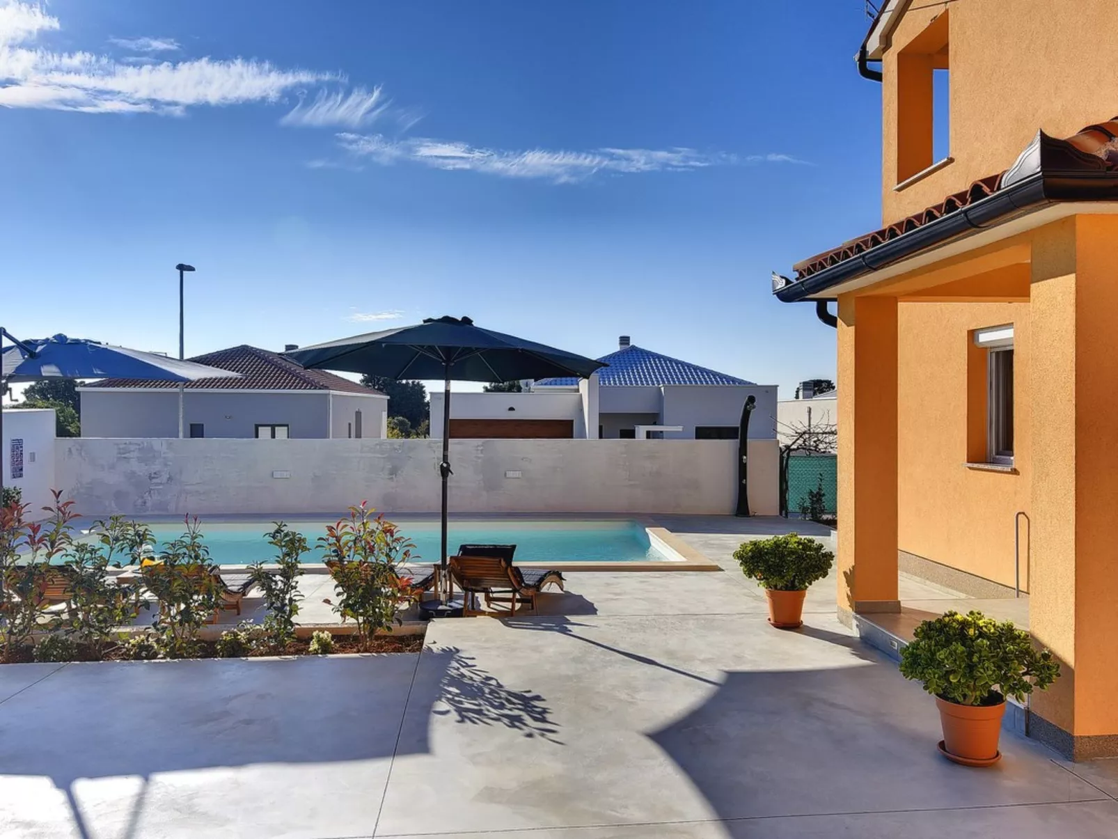 Villa Buzdonka - Image-tags.info