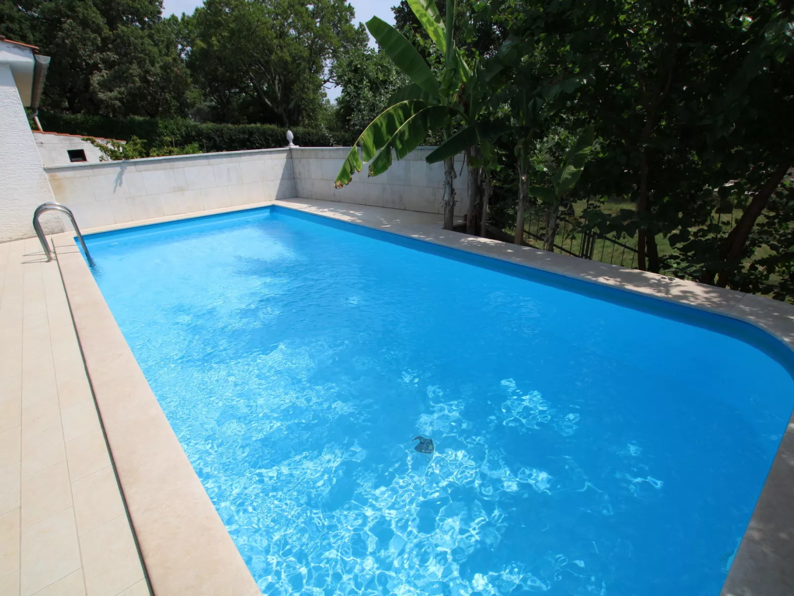 Villa Viktoria / HR-11041-01 - Image-tags.info