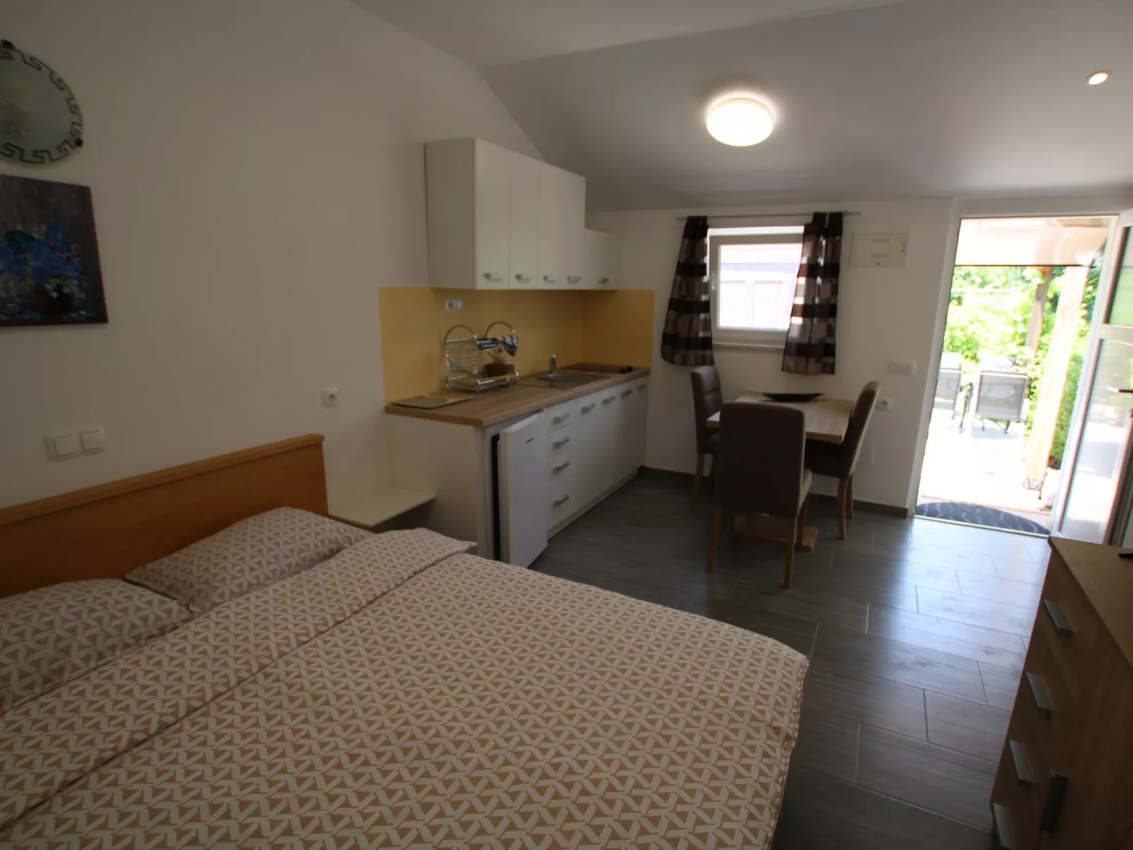 Studio Green Garden / HR-11058-02 - Image-tags.info