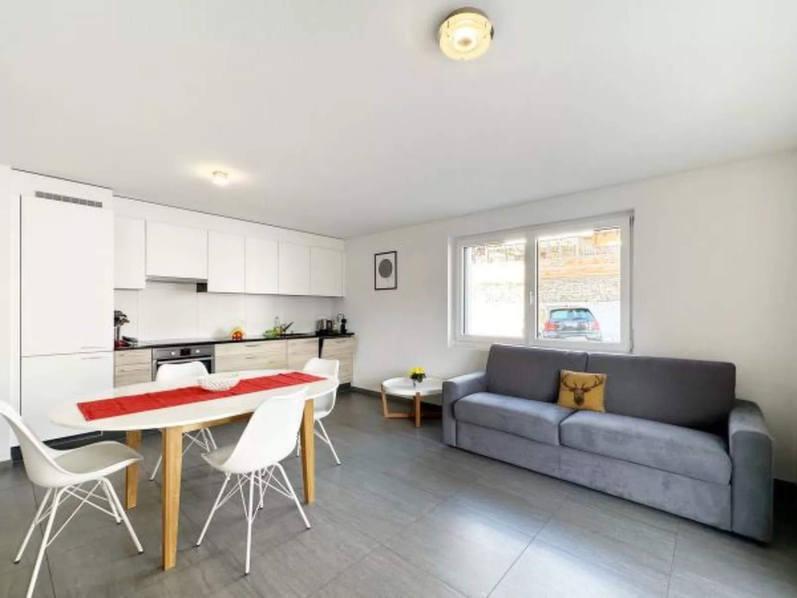 Aux Bons Matins de Gégé à 10mns de Sion - Drinnen