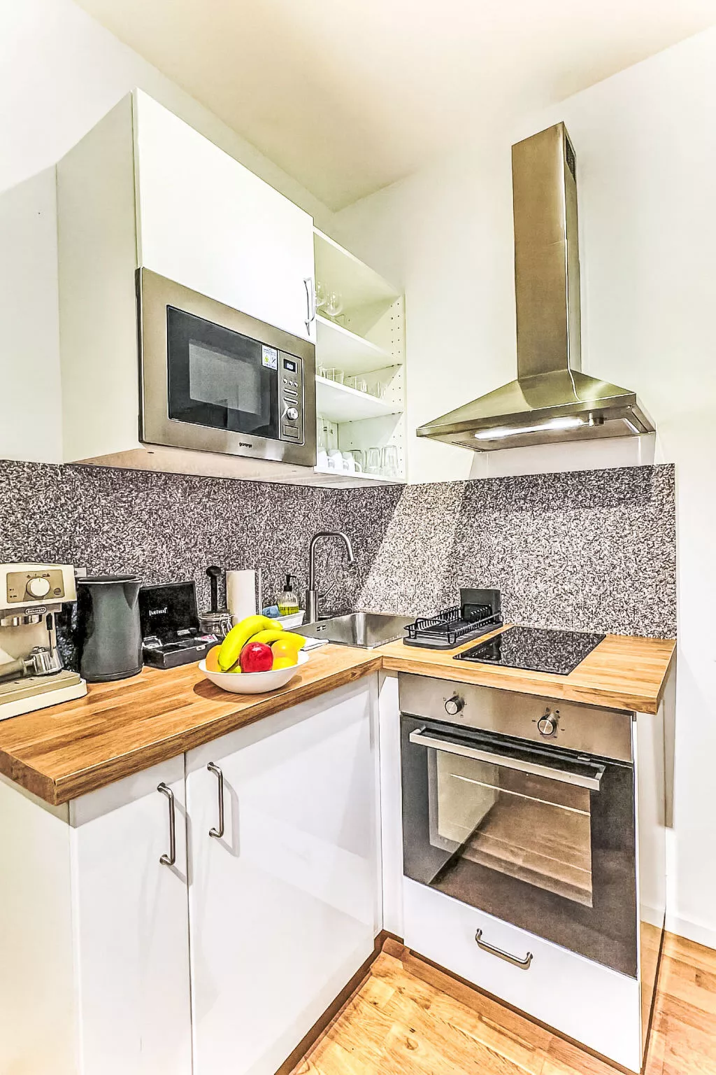 Čelakovsky - Inside