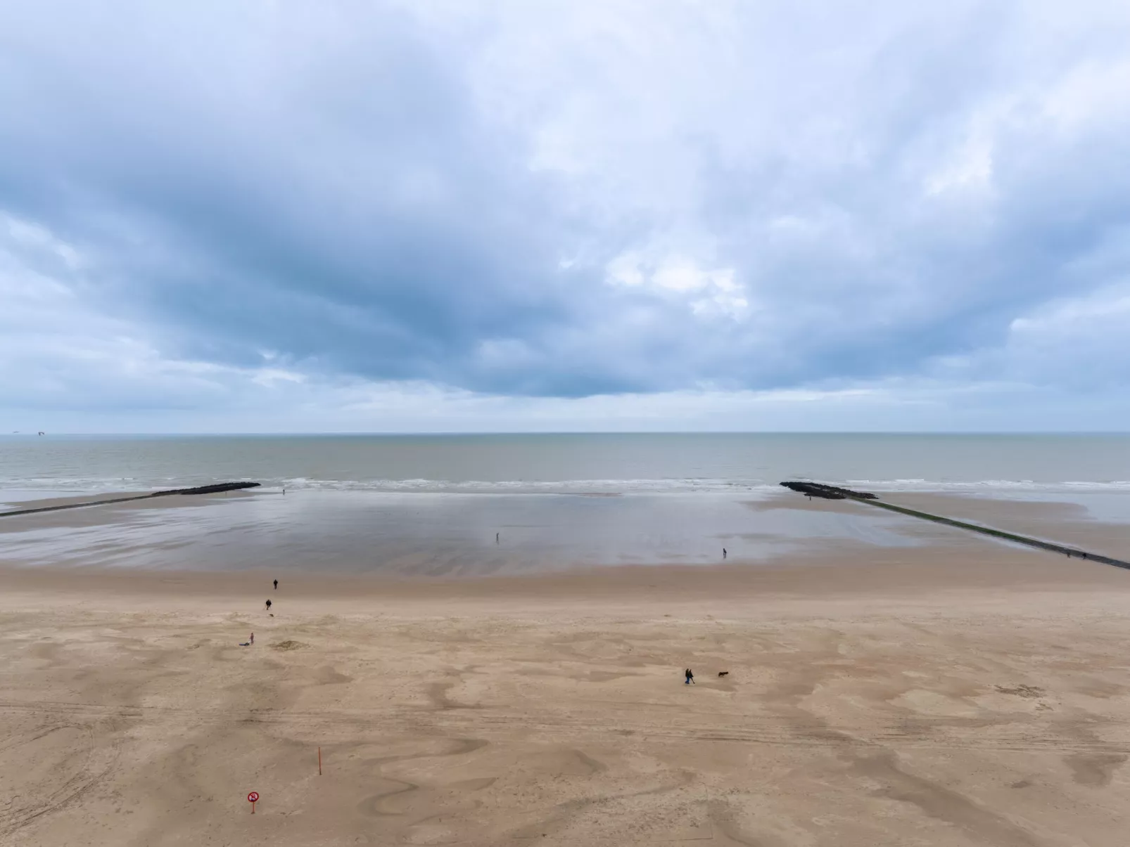 Sea view west - Outside