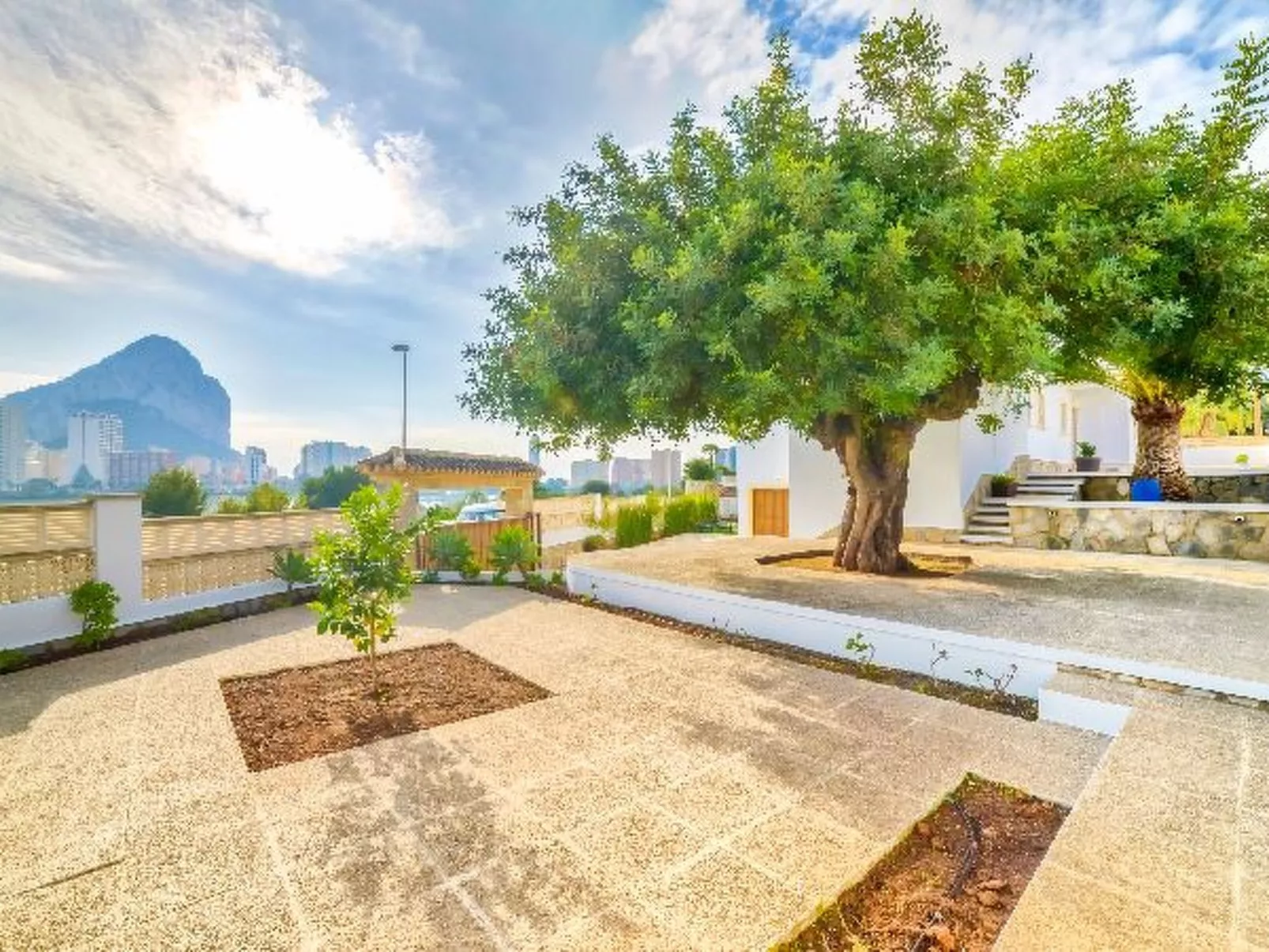 Villa Garrofer- PlusHolidays - Image-tags.info