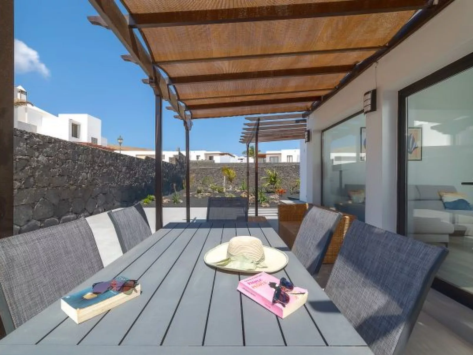 Casa OASIS DEL SOL, prívate villa in Playa Blanca - Image-tags.info