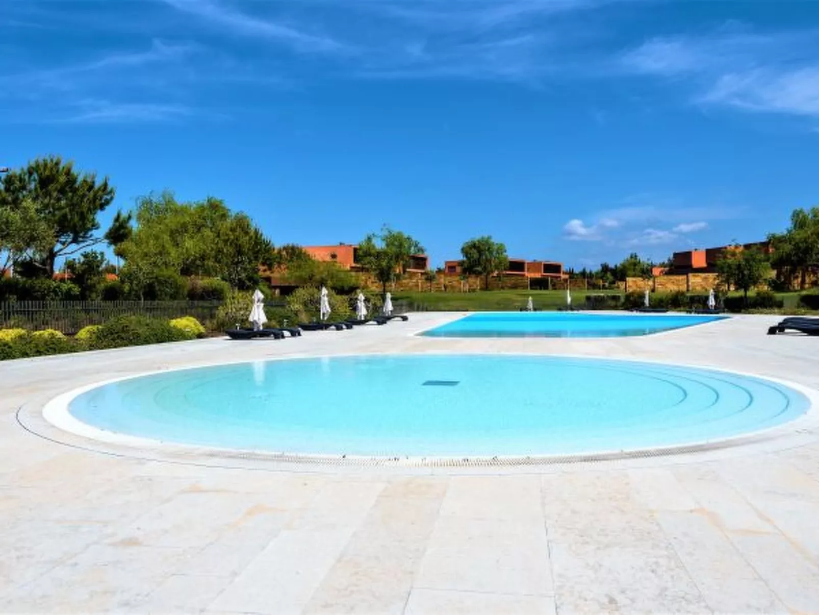 L'Orangerie - Outside