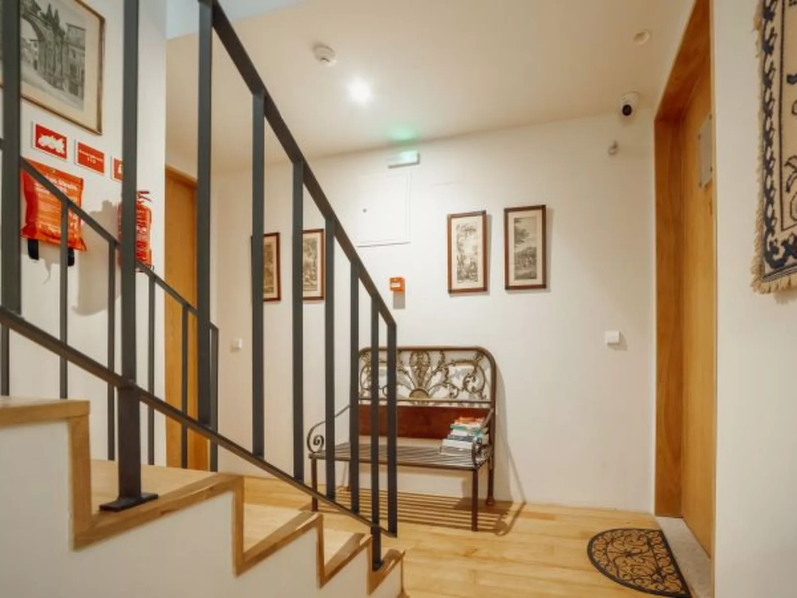 CARMO RESIDENCE PORTO - S. HELENA by VACATIONY - Inside