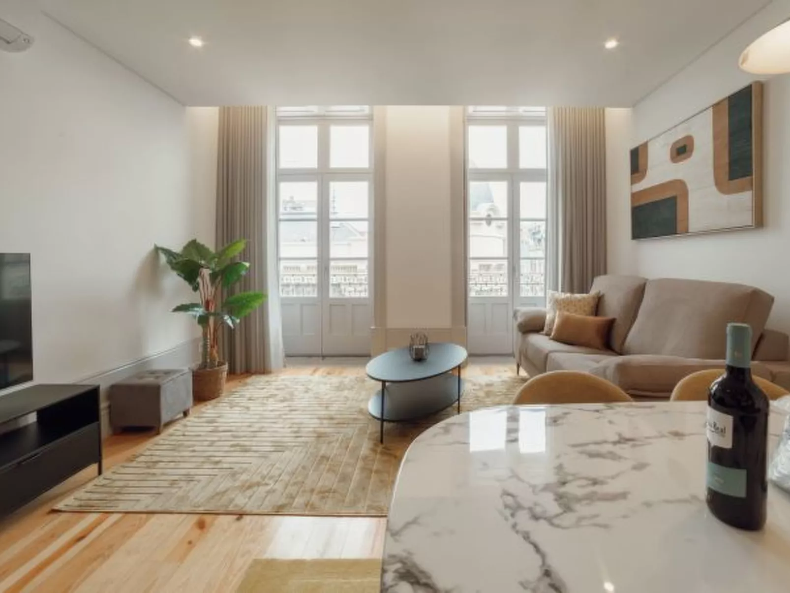 HEART OF PORTO APARTMENT E DUPLEX by VACATIONY - Dedans