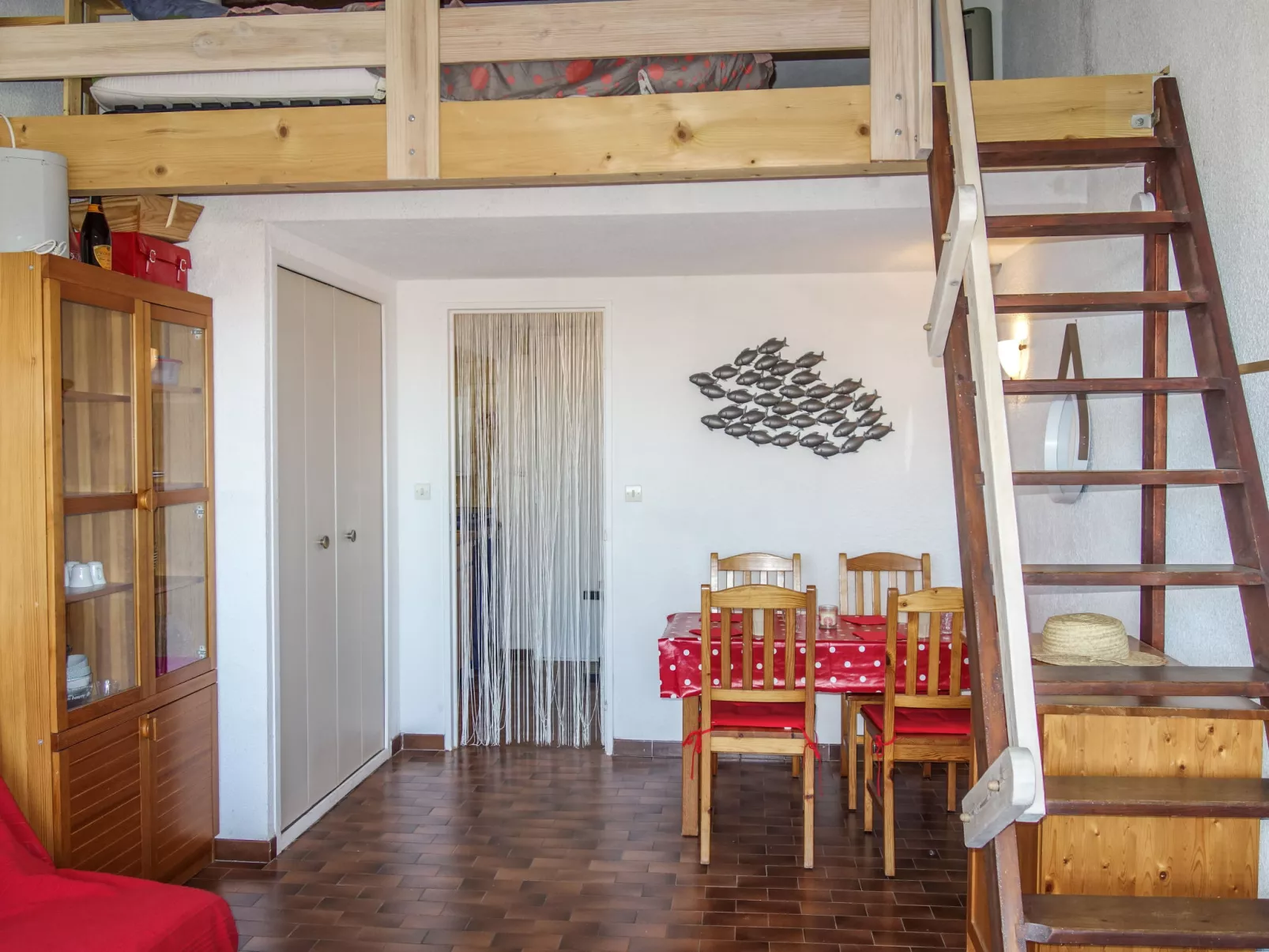 Les Hameaux de l'Ile Rousse - Inside