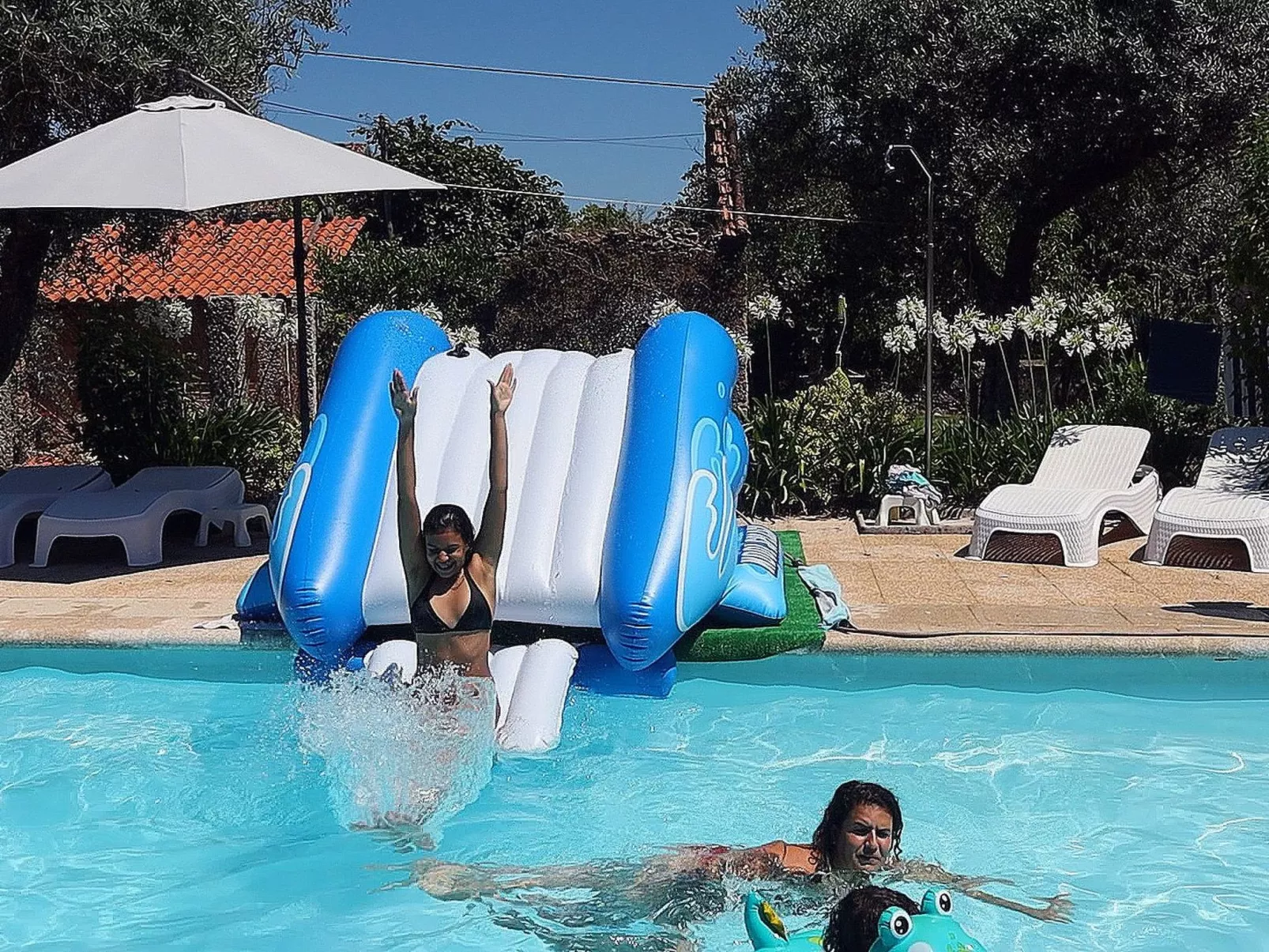 2-Zimmer-Wohnung beheizter Pool - Draußen