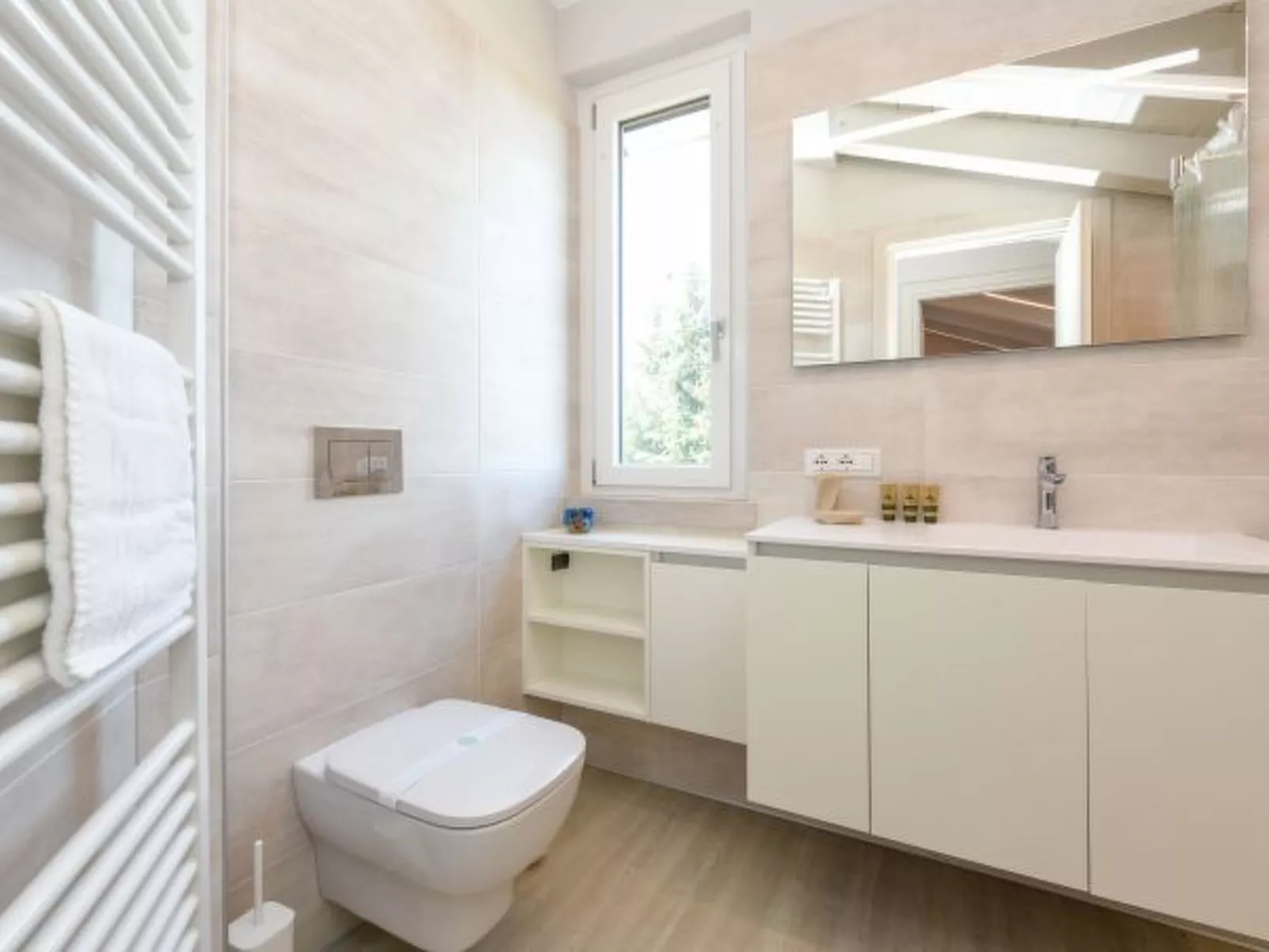 Desenzanoloft H2O Green Residence - Image-tags.info