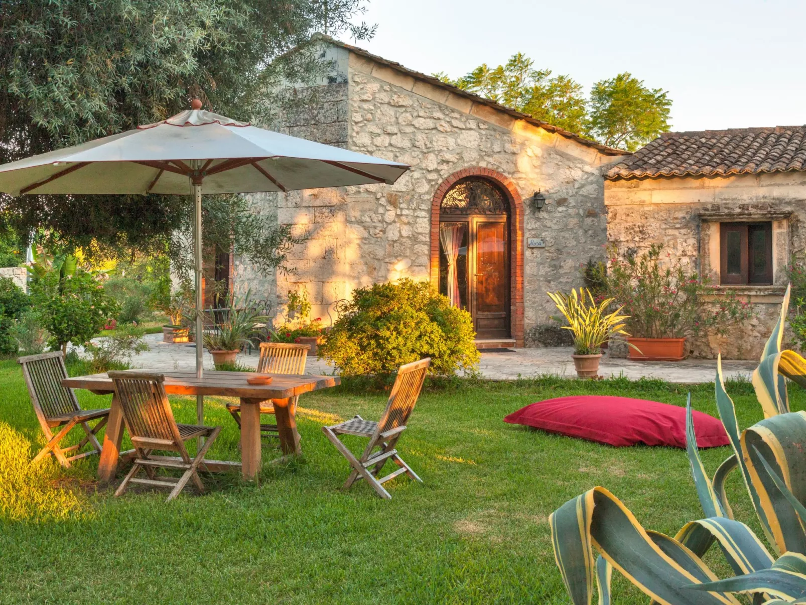 Villa dei Papiri - Superior Zimmer mit möbliertem Garten - Outside