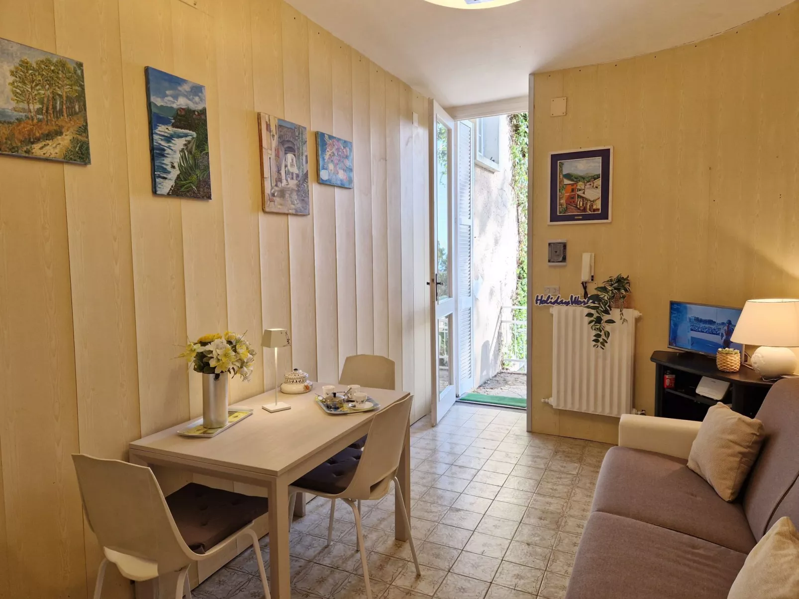 Total Relax Home by Holiday World - Image-tags.info