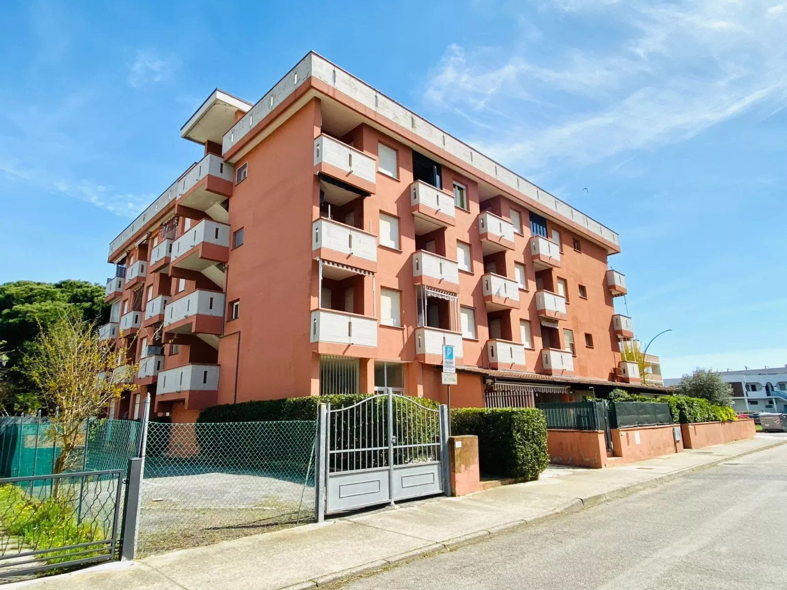 Für 4 Personen ca. 26 m&sup2; in Lido delle Nazioni, Emilia-Romagna (Provinz Fe - Outside
