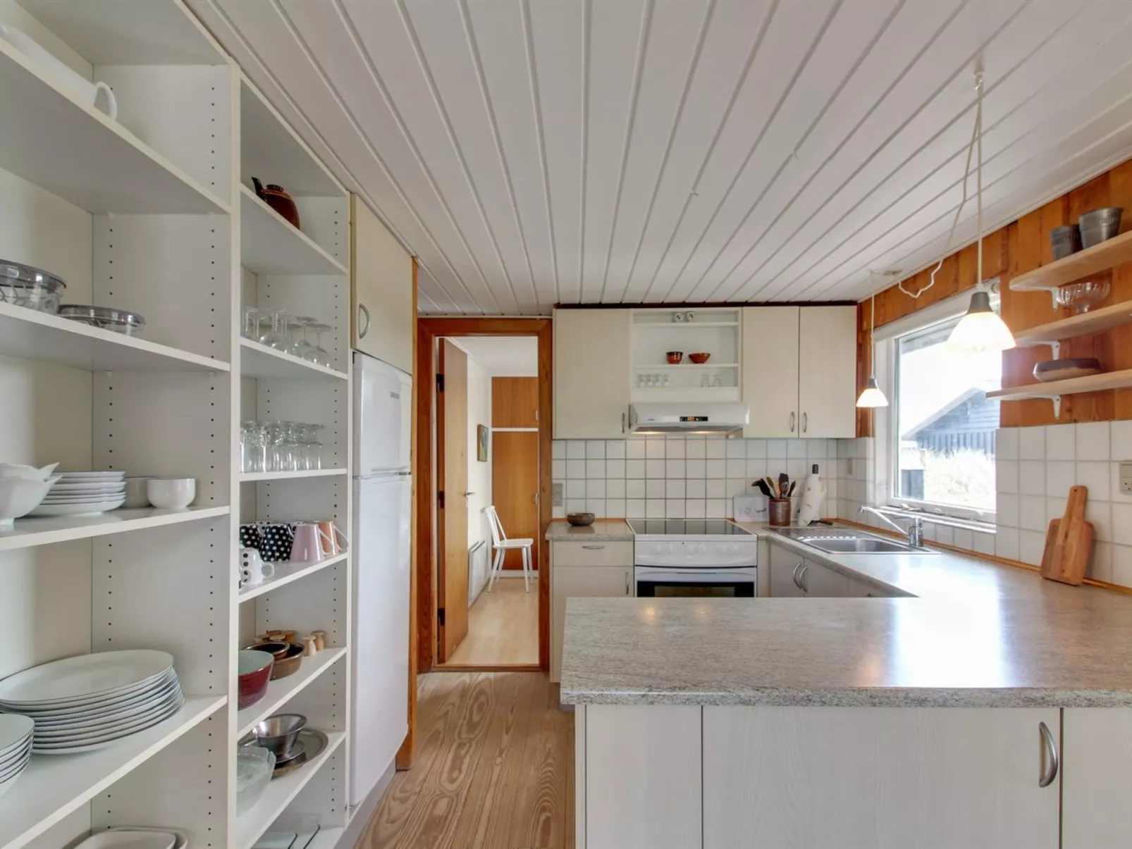 "Monna" -  from the sea - Dedans