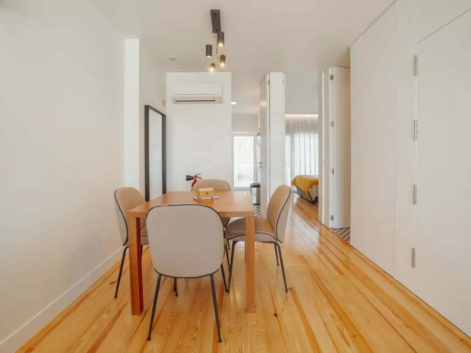 PORTO PANORAMIC VIEWS WITH TERRACE by VACATIONY - Dedans