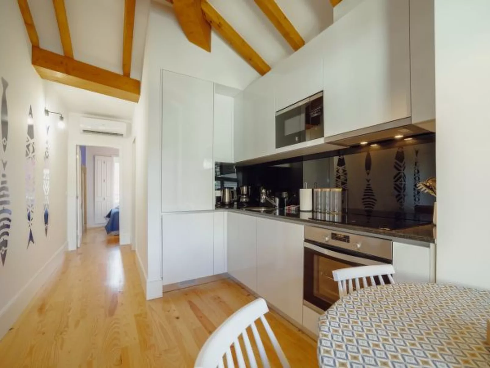 DOWNTOWN PRIME with TERRACE by VACATIONY - Inside