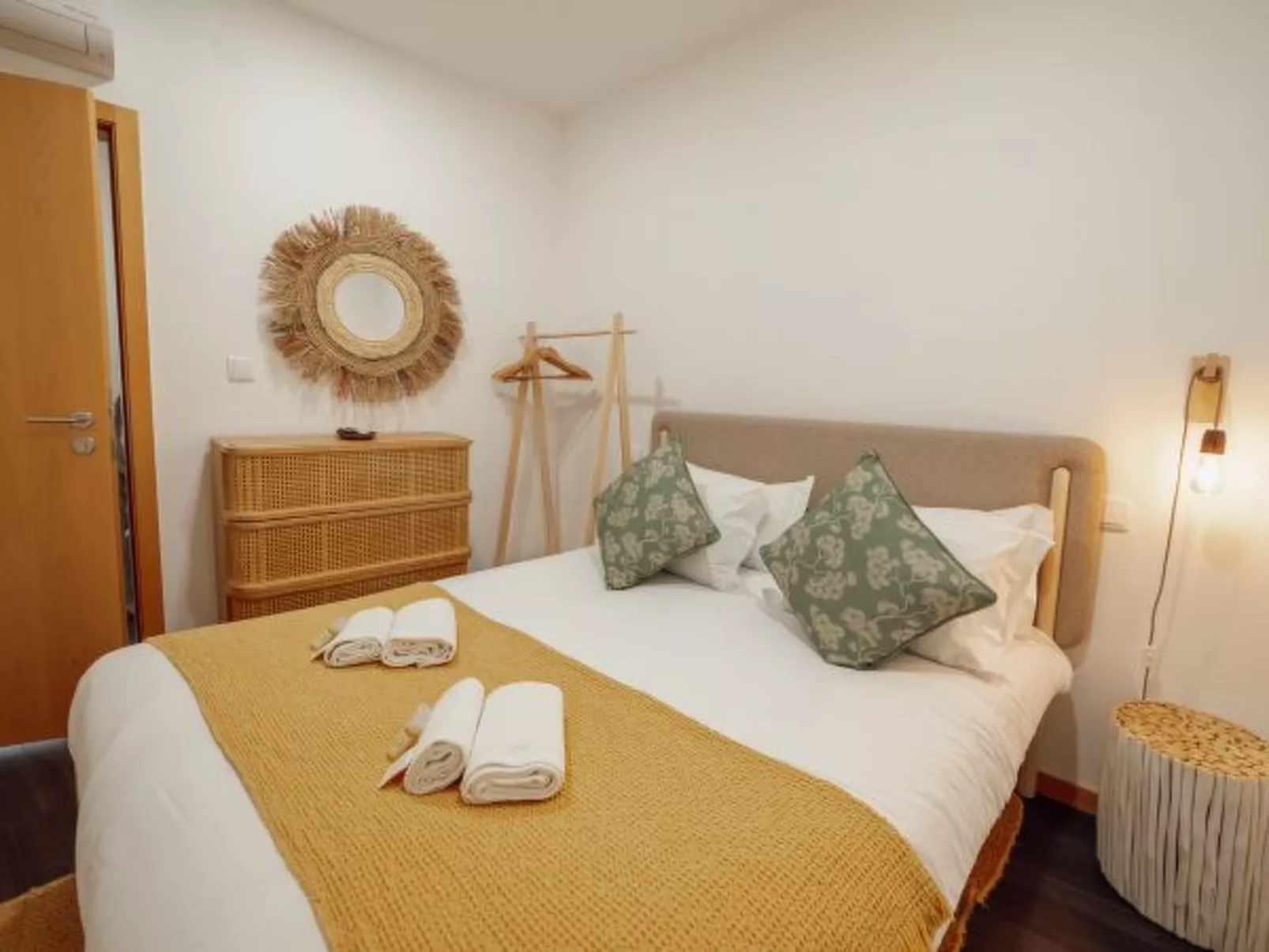 CHILLOUT TRINDADE HOME by VACATIONY - Inside