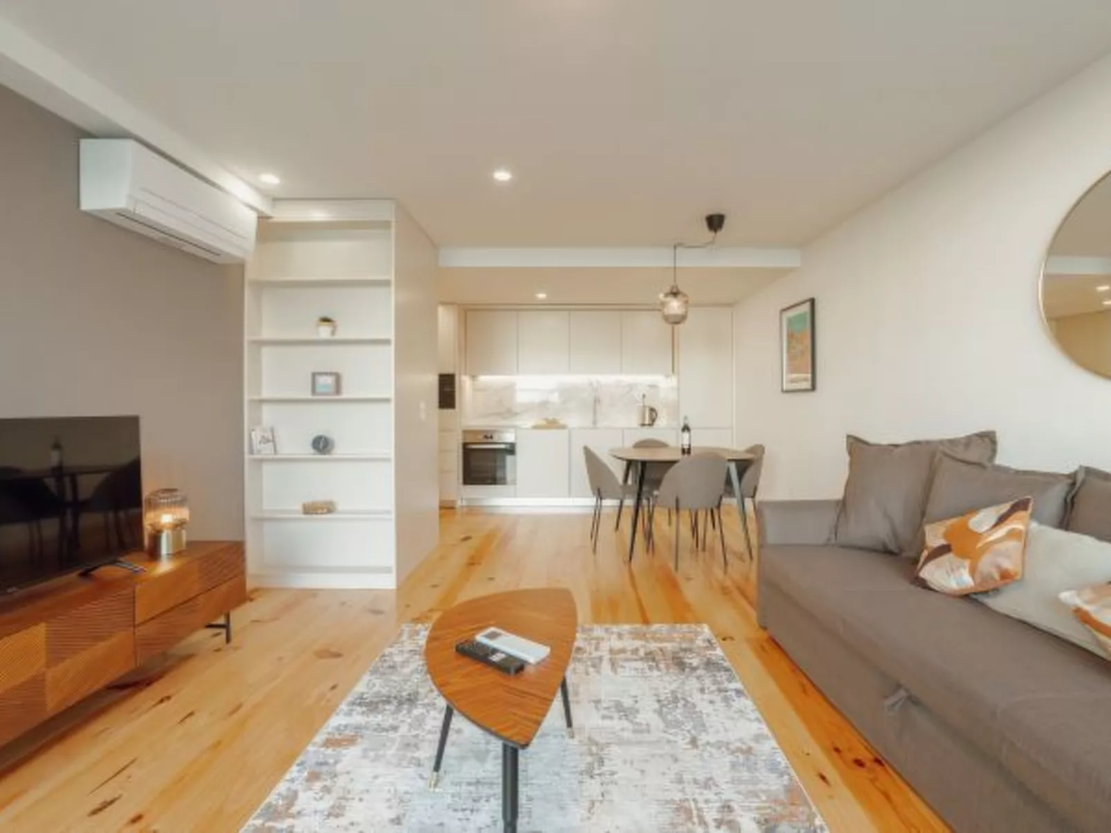 GAIA PREMIUM A WITH TERRACE by VACATIONY - Inside